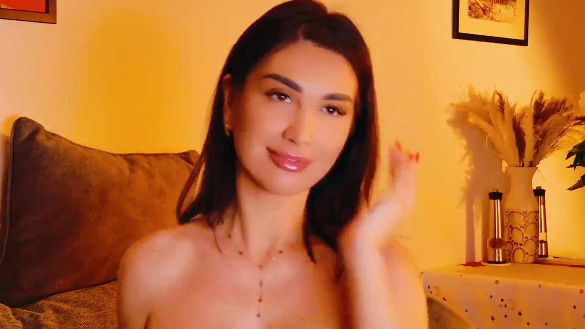 Gallery image thumbnail from AllisonDesire's myfreecams stream on, 05/30/2024, 19:45 image 12 of 20