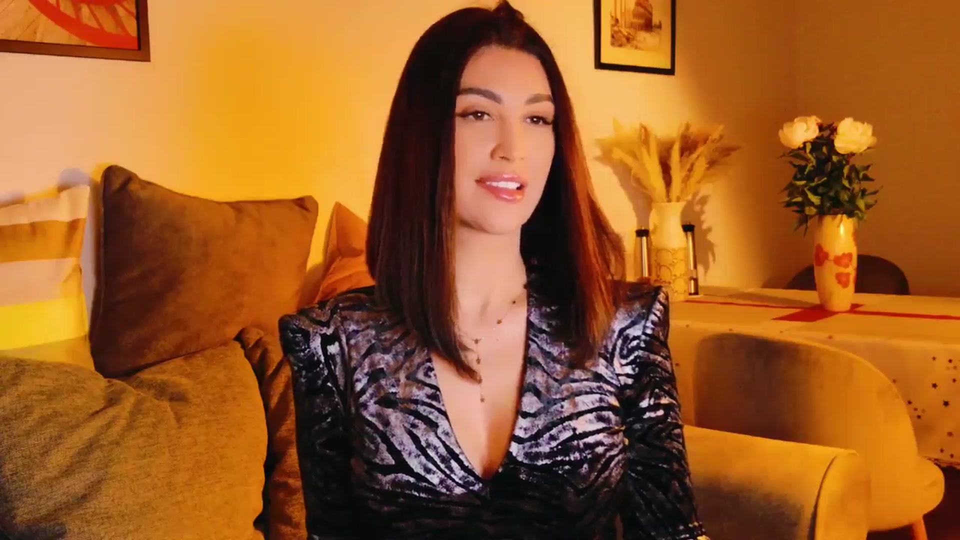 Gallery image thumbnail from AllisonDesire's myfreecams stream on, 05/31/2024, 16:15 image 18 of 20