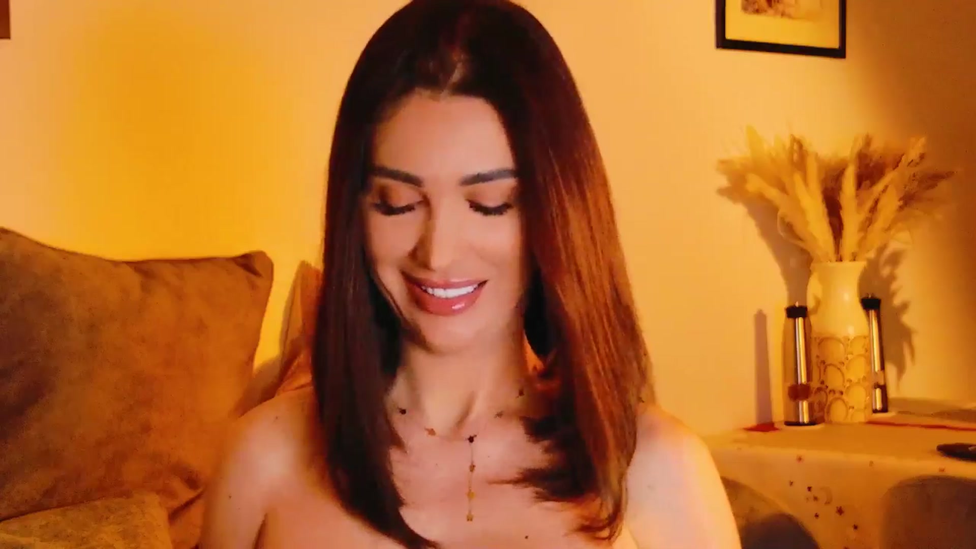 Gallery image thumbnail from AllisonDesire's myfreecams stream on, 05/31/2024, 19:54 image 3 of 20