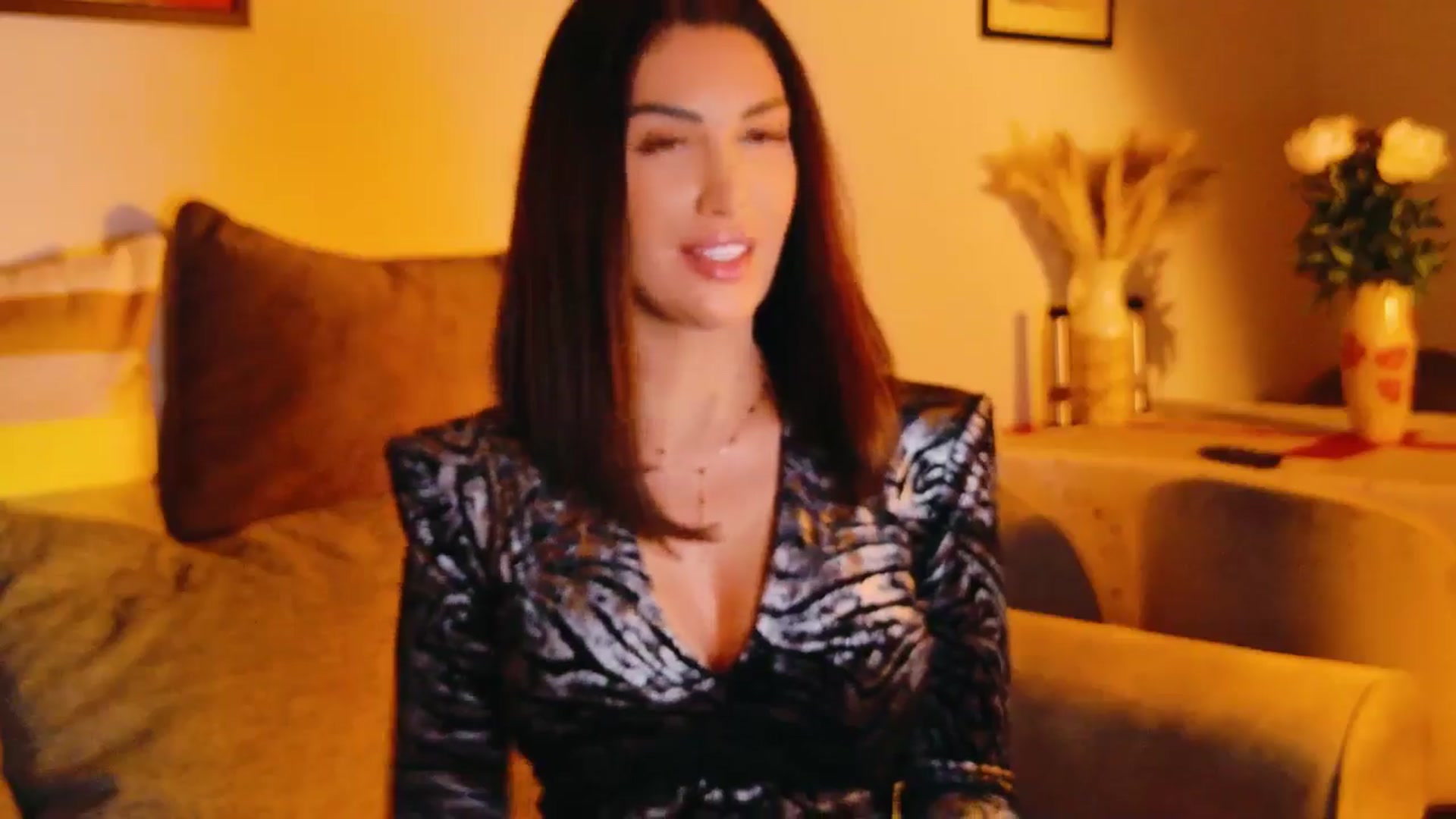Gallery image thumbnail from AllisonDesire's myfreecams stream on, 05/31/2024, 19:54 image 17 of 20