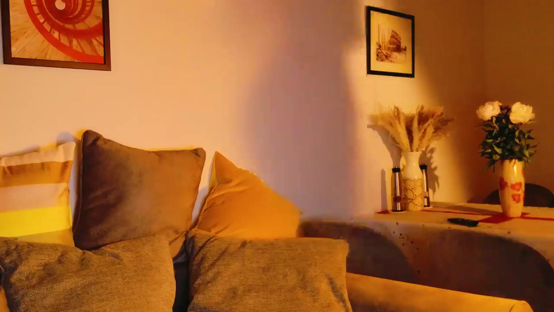 Gallery image thumbnail from AllisonDesire's myfreecams stream on, 05/31/2024, 19:54 image 15 of 20