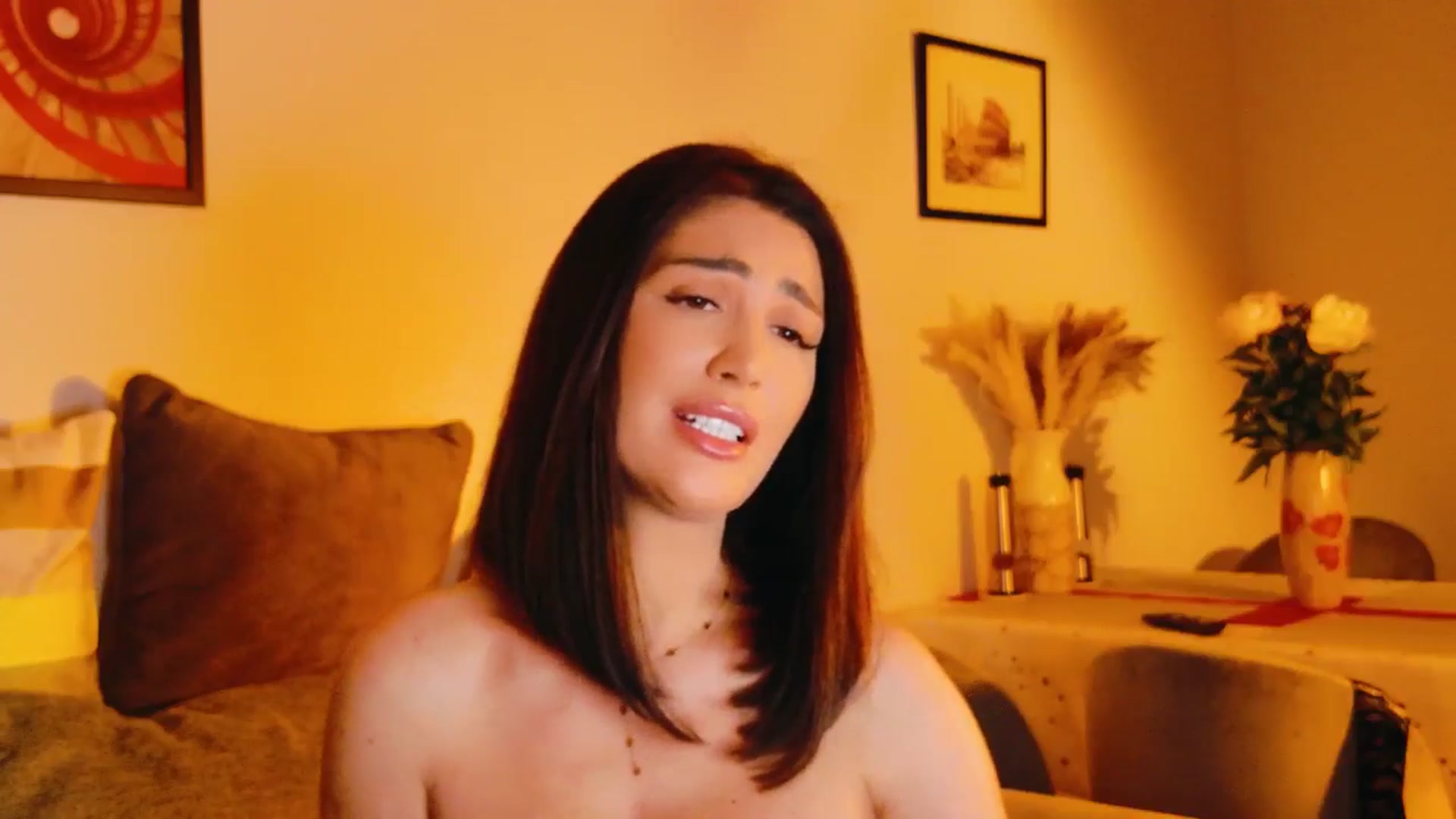 Gallery image thumbnail from AllisonDesire's myfreecams stream on, 05/31/2024, 20:28 image 2 of 20