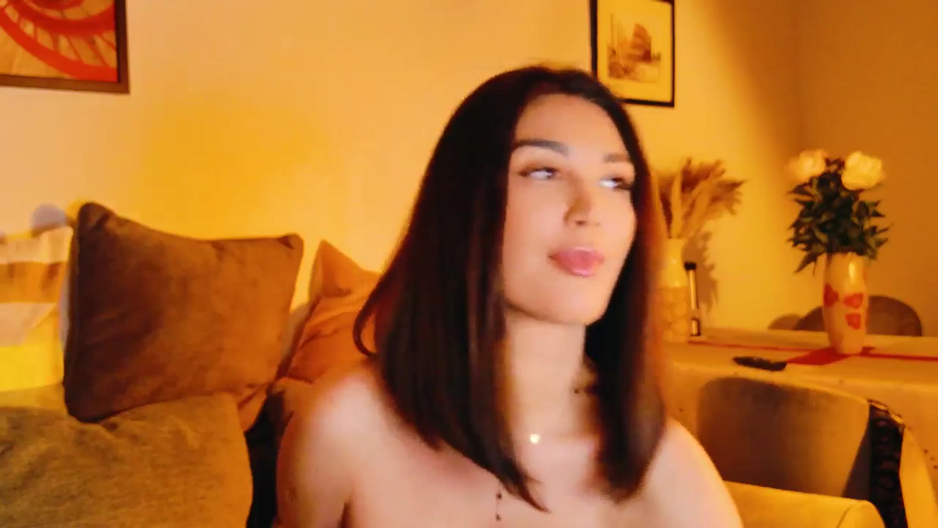 Gallery image thumbnail from AllisonDesire's myfreecams stream on, 05/31/2024, 20:28 image 3 of 20