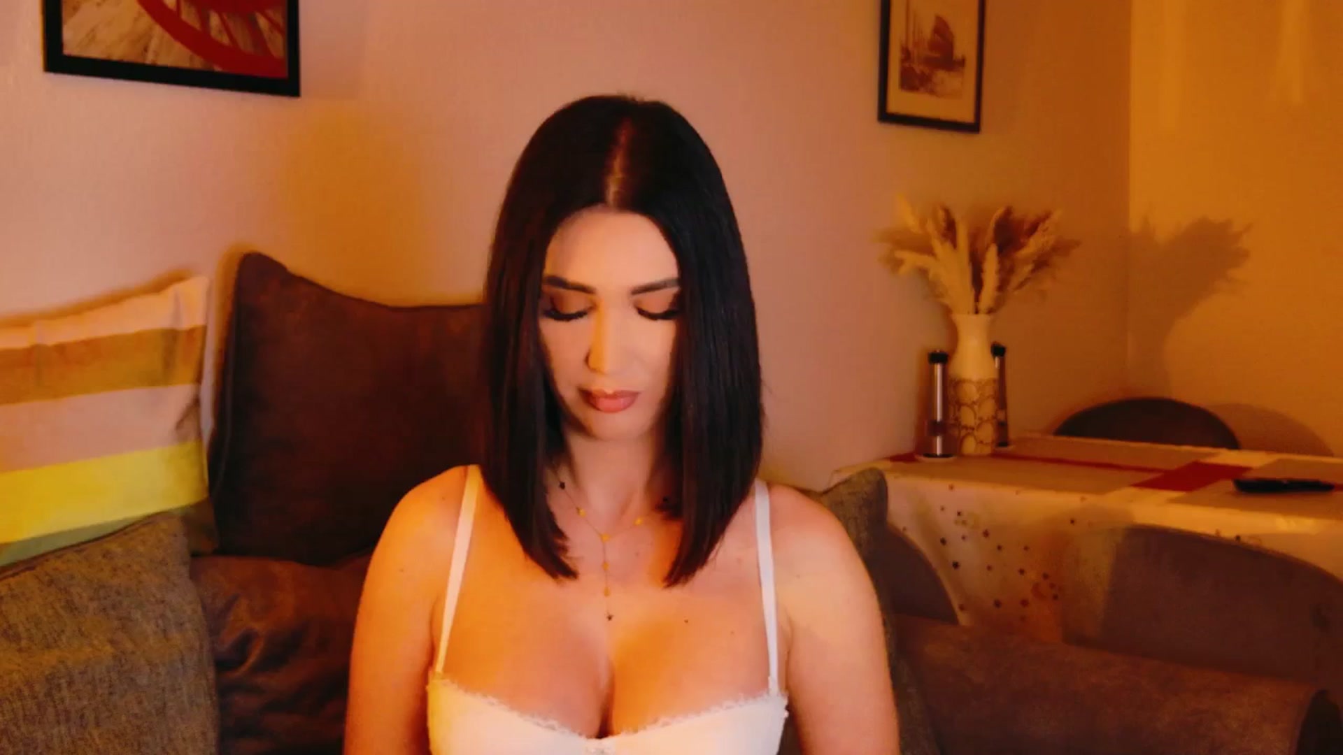Gallery image thumbnail from AllisonDesire's myfreecams stream on, 06/13/2024, 21:53 image 17 of 20