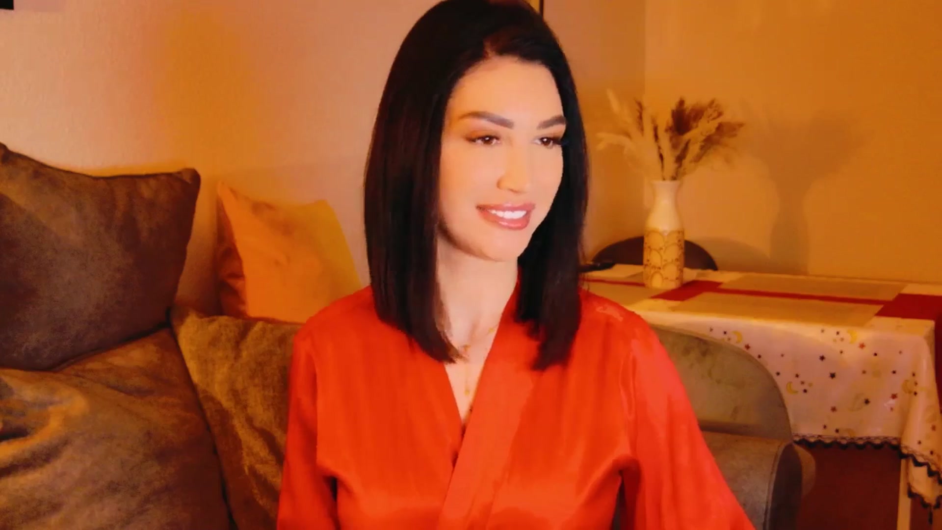 Gallery image thumbnail from AllisonDesire's myfreecams stream on, 06/16/2024, 20:21 image 11 of 20