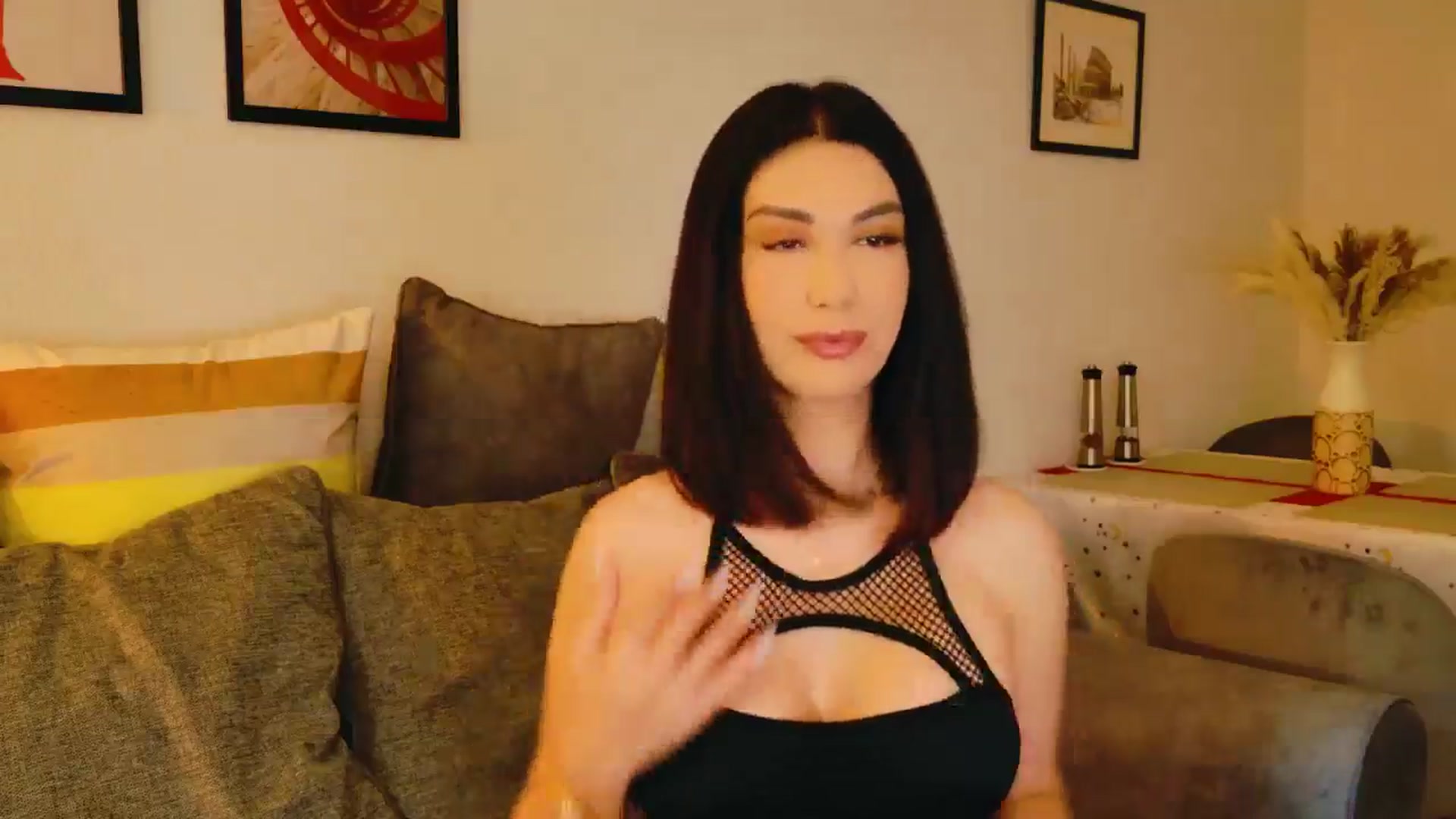 Gallery image thumbnail from AllisonDesire's myfreecams stream on, 06/18/2024, 12:08 image 12 of 20