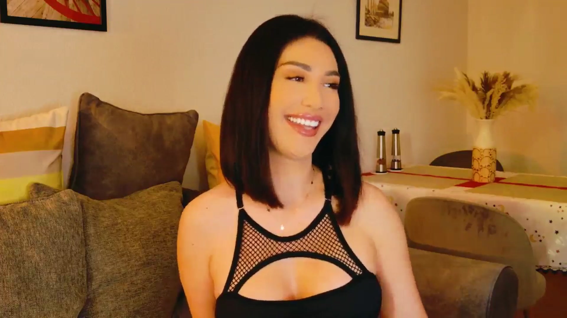Gallery image thumbnail from AllisonDesire's myfreecams stream on, 06/18/2024, 14:56 image 8 of 20