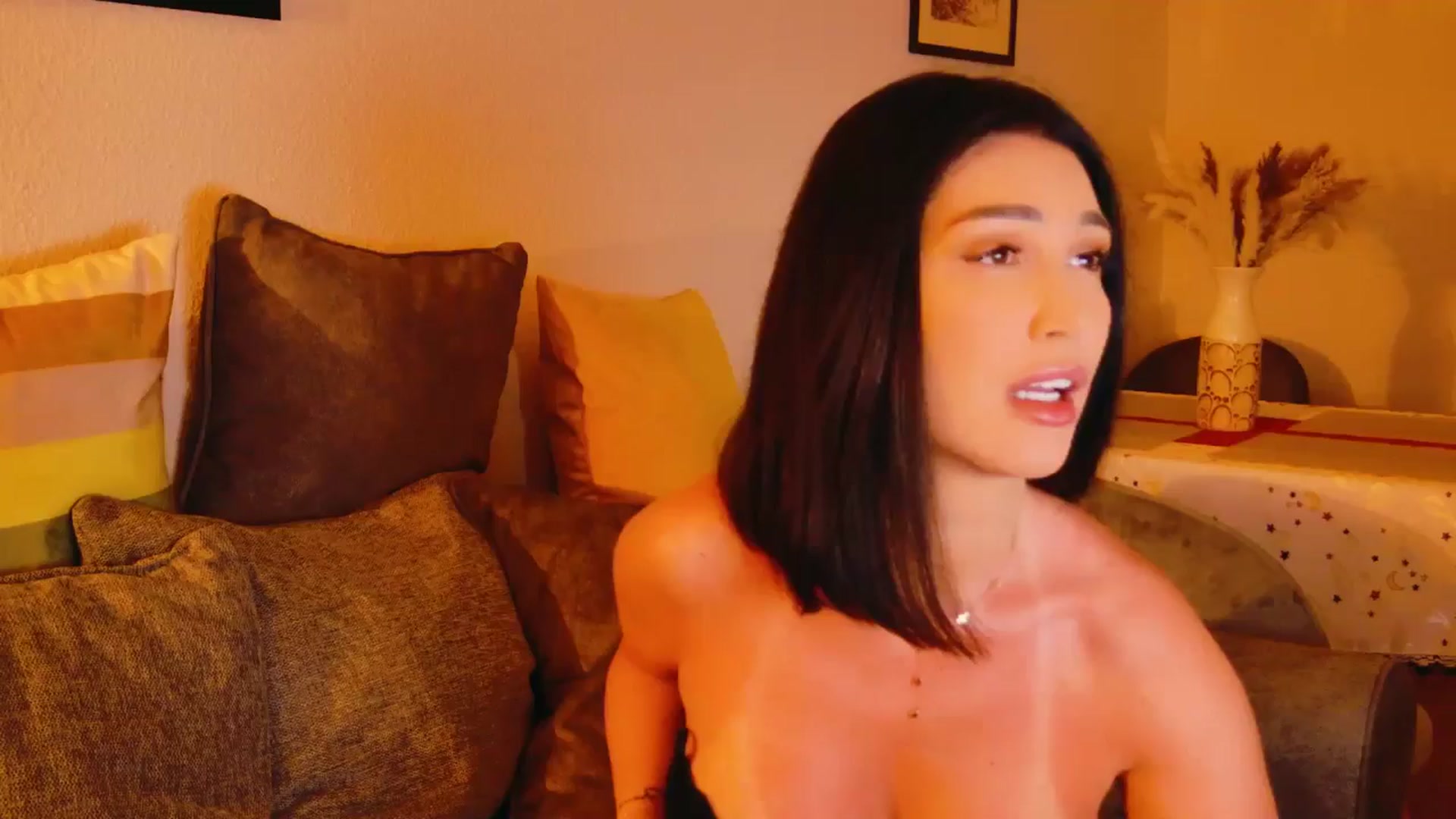 Gallery image thumbnail from AllisonDesire's myfreecams stream on, 06/19/2024, 21:01 image 20 of 20