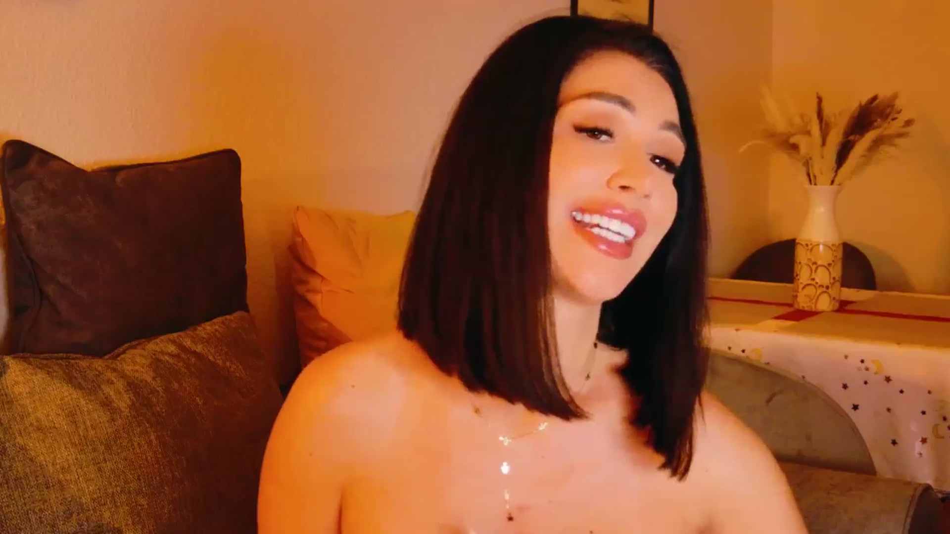 Gallery image thumbnail from AllisonDesire's myfreecams stream on, 06/29/2024, 19:33 image 19 of 20