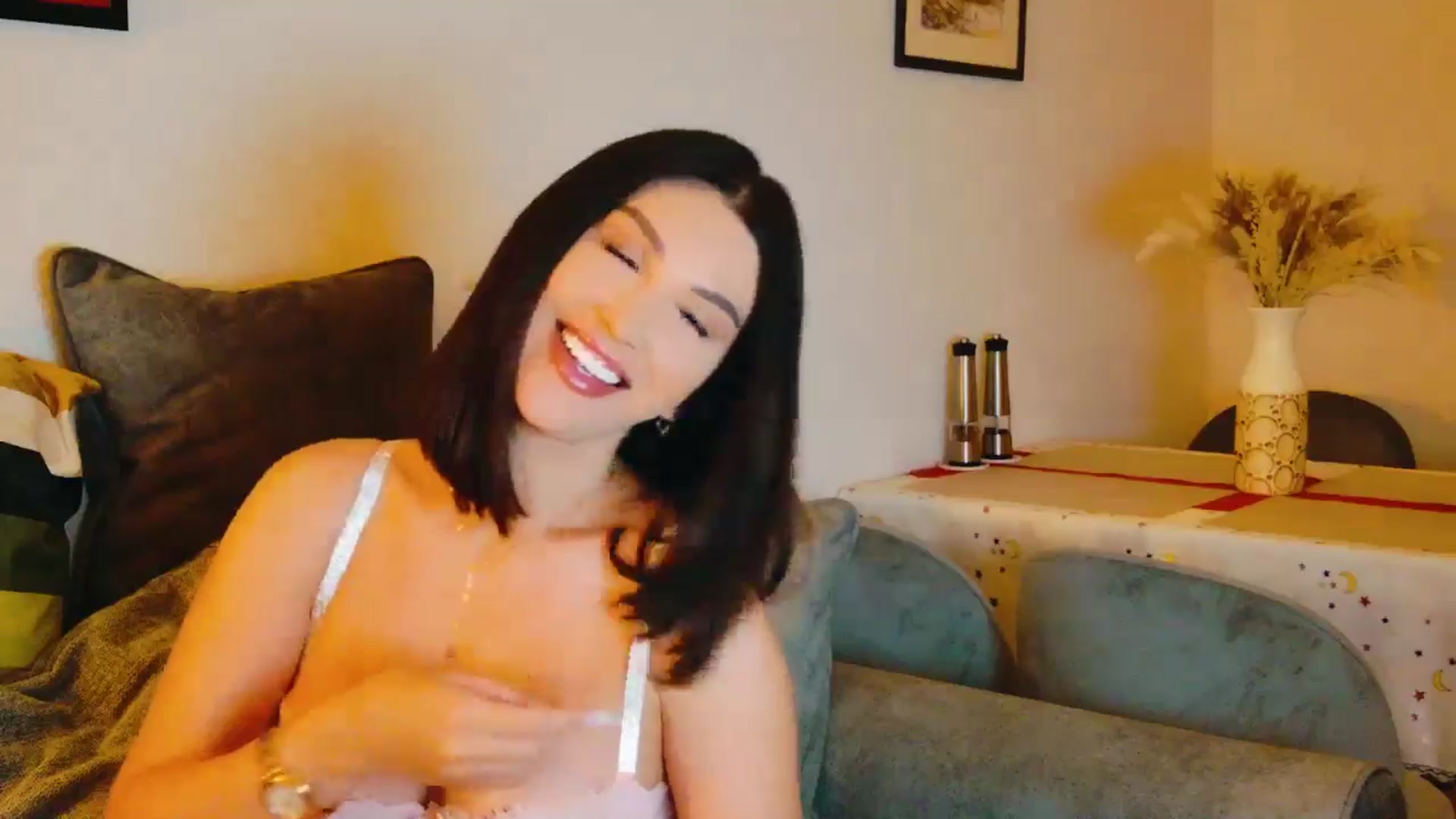Gallery image thumbnail from AllisonDesire's myfreecams stream on, 07/03/2024, 20:21 image 11 of 20