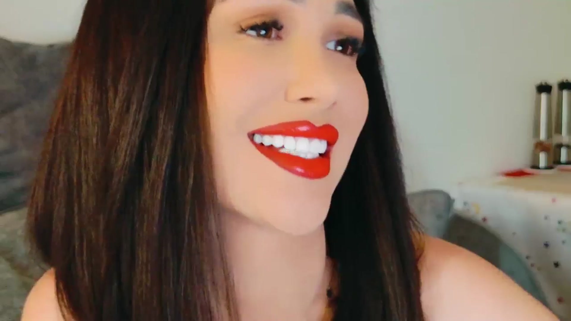 Gallery image thumbnail from AllisonDesire's myfreecams stream on, 07/05/2024, 13:58 image 5 of 20