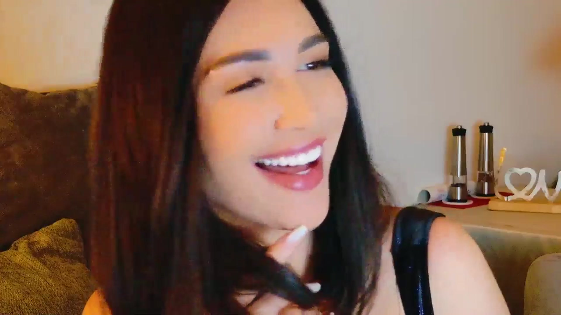 Gallery image thumbnail from AllisonDesire's myfreecams stream on, 07/11/2024, 18:46 image 20 of 20