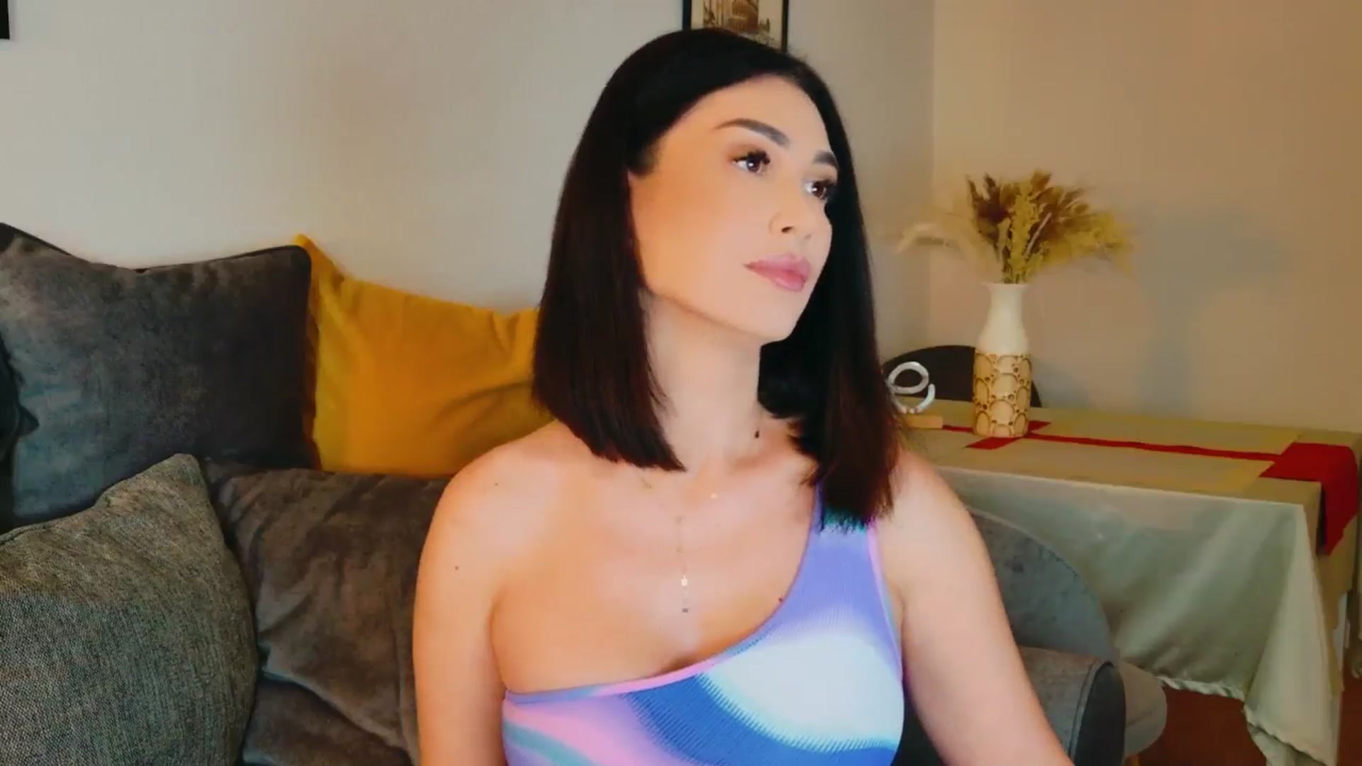 Gallery image thumbnail from AllisonDesire's myfreecams stream on, 07/12/2024, 17:25 image 6 of 20