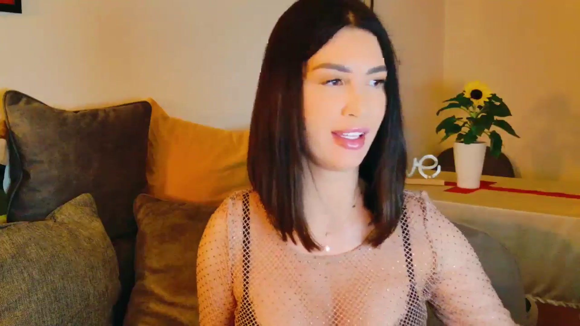 Gallery image thumbnail from AllisonDesire's myfreecams stream on, 07/14/2024, 16:37 image 10 of 20