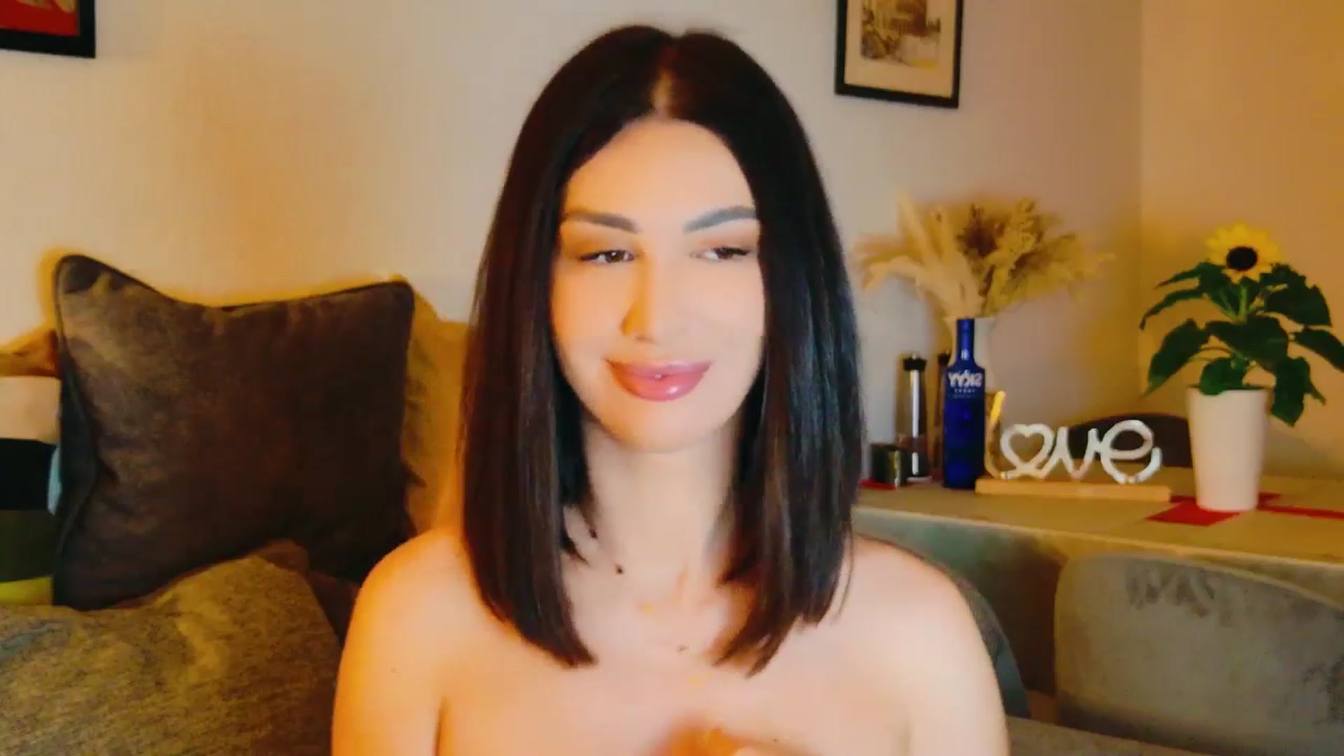Gallery image thumbnail from AllisonDesire's myfreecams stream on, 07/15/2024, 18:15 image 11 of 20
