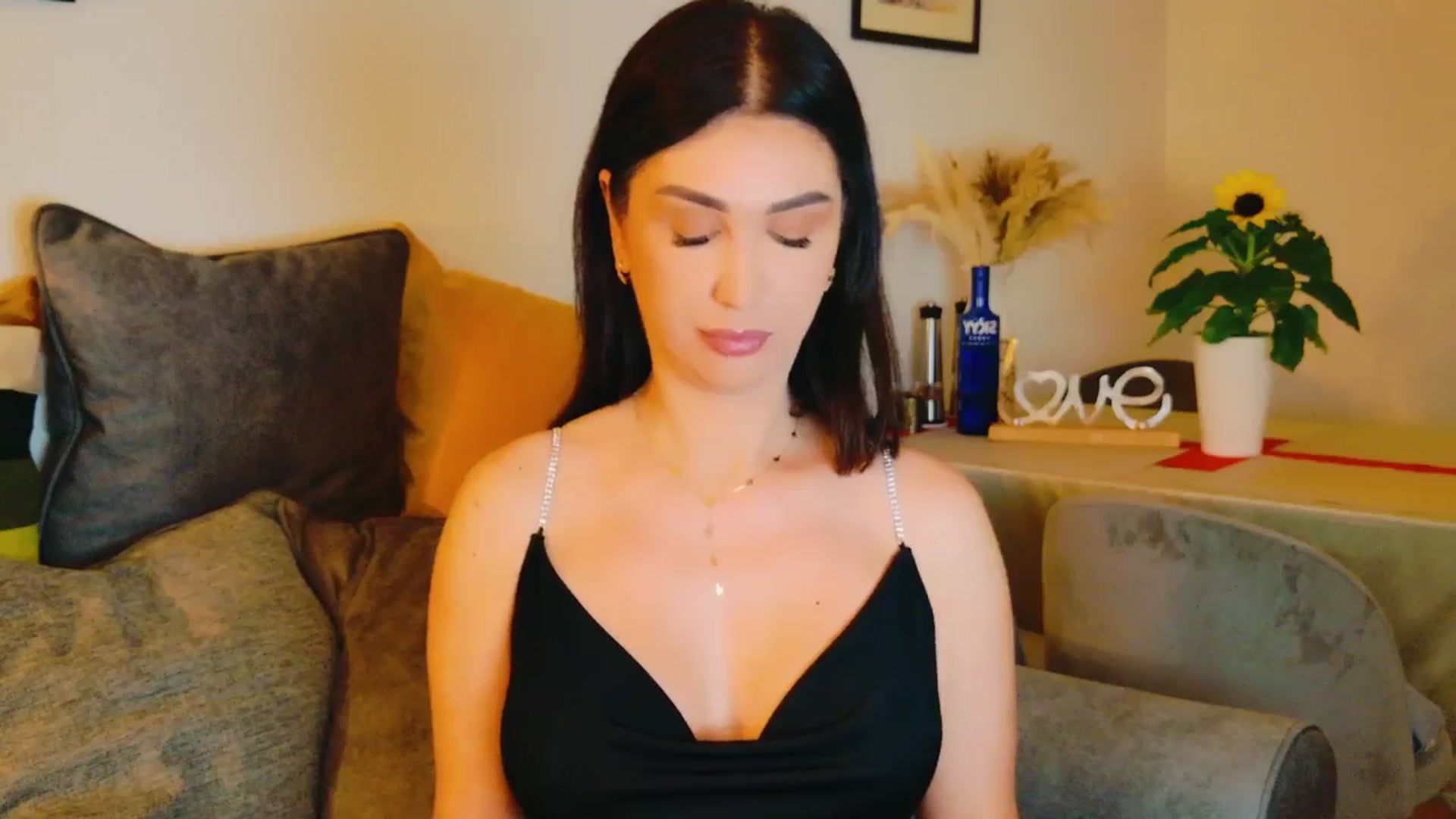 Gallery image thumbnail from AllisonDesire's myfreecams stream on, 07/16/2024, 16:13 image 20 of 20