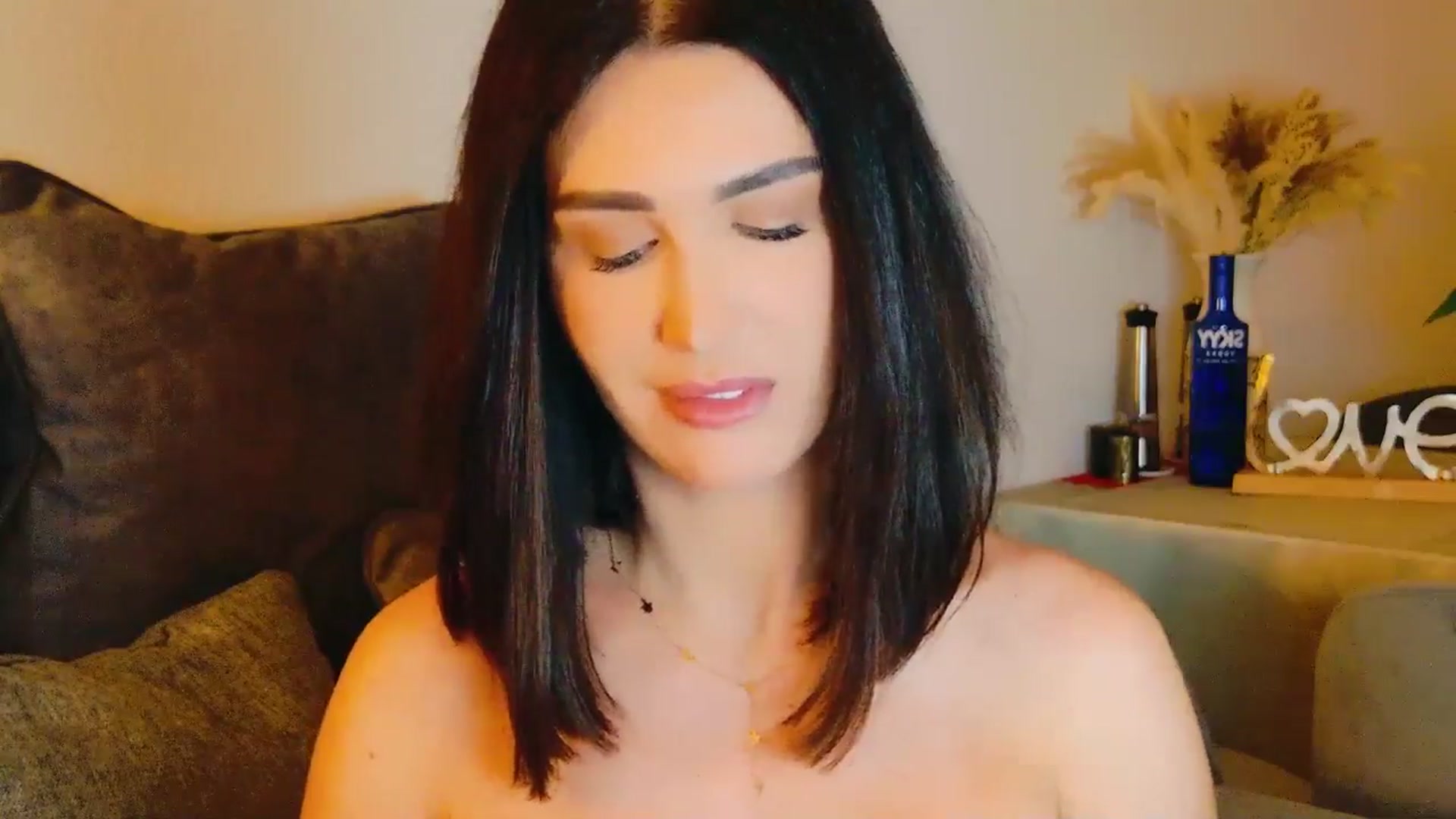 Gallery image thumbnail from AllisonDesire's myfreecams stream on, 07/20/2024, 17:35 image 19 of 20
