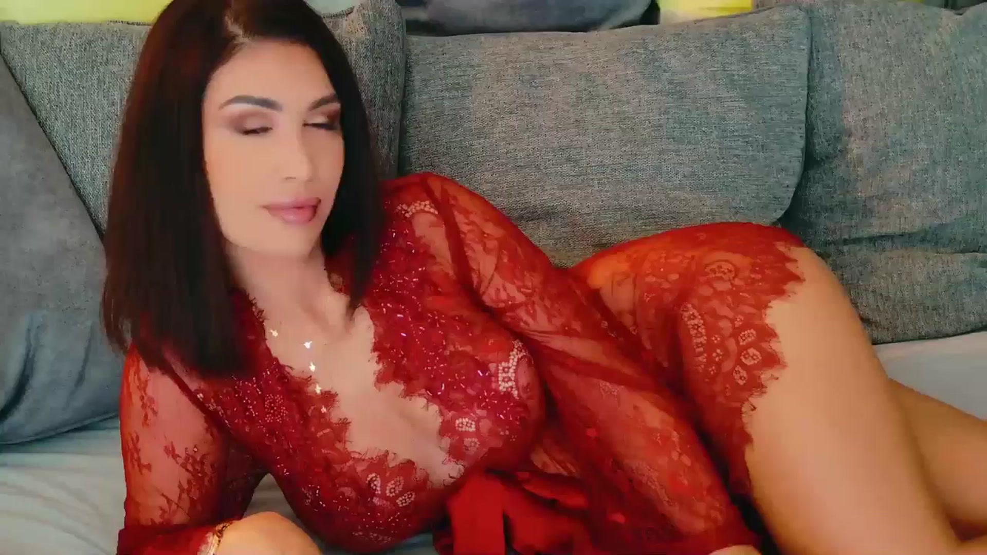 Gallery image thumbnail from AllisonDesire's myfreecams stream on, 08/07/2024, 15:00 image 1 of 20