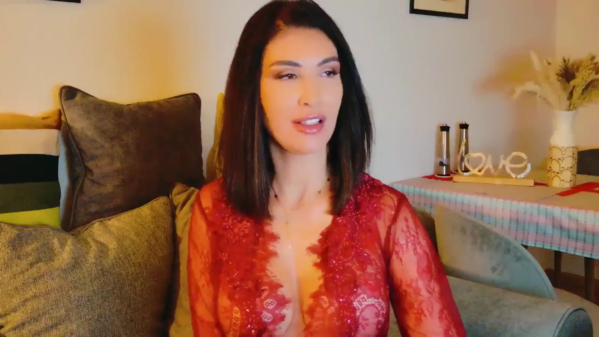 Gallery image thumbnail from AllisonDesire's myfreecams stream on, 08/07/2024, 19:47 image 11 of 20