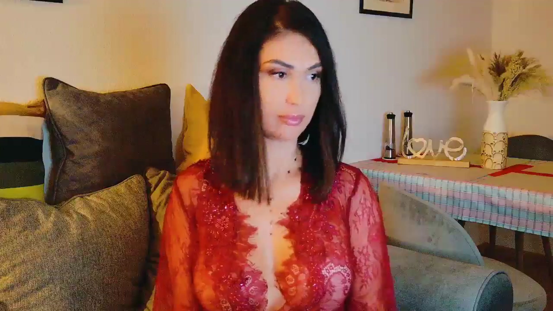 Gallery image thumbnail from AllisonDesire's myfreecams stream on, 08/07/2024, 20:01 image 10 of 20