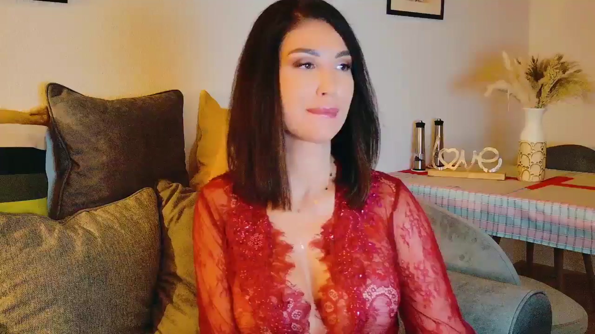 Gallery image thumbnail from AllisonDesire's myfreecams stream on, 08/07/2024, 20:01 image 1 of 20