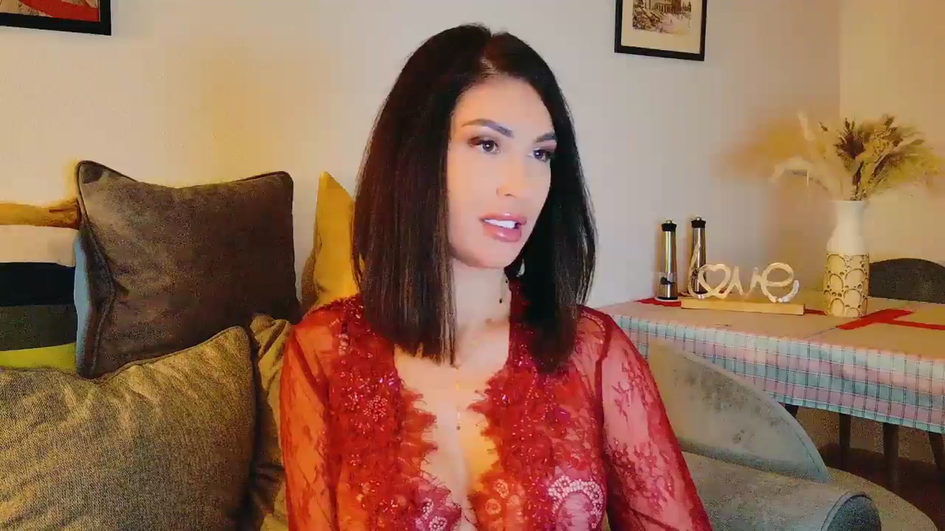 Gallery image thumbnail from AllisonDesire's myfreecams stream on, 08/07/2024, 20:01 image 12 of 20