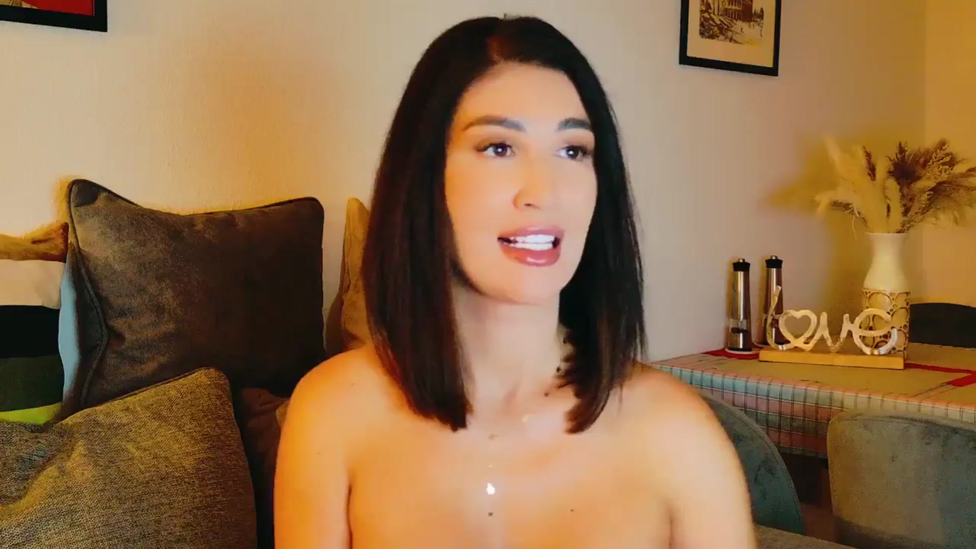 Gallery image thumbnail from AllisonDesire's myfreecams stream on, 08/09/2024, 20:12 image 9 of 20