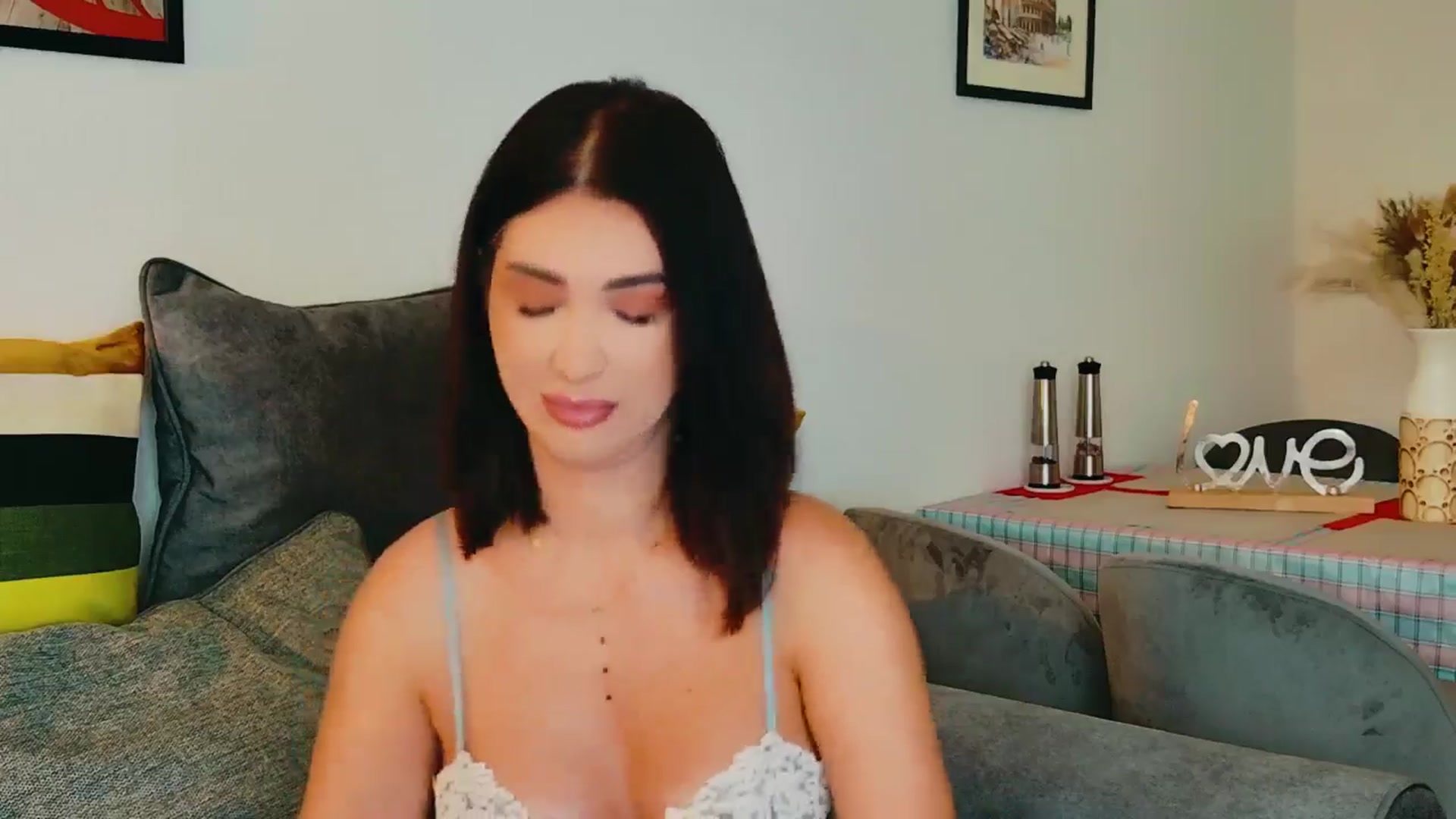Gallery image thumbnail from AllisonDesire's myfreecams stream on, 08/11/2024, 14:35 image 16 of 20