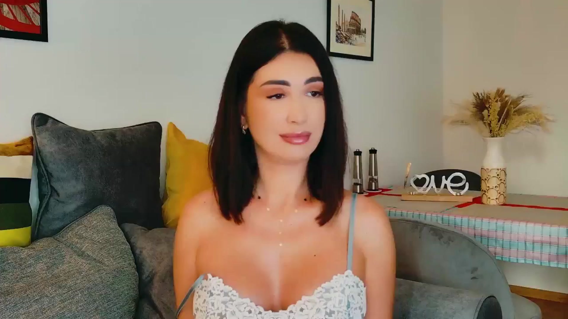 Gallery image thumbnail from AllisonDesire's myfreecams stream on, 08/11/2024, 15:47 image 18 of 20