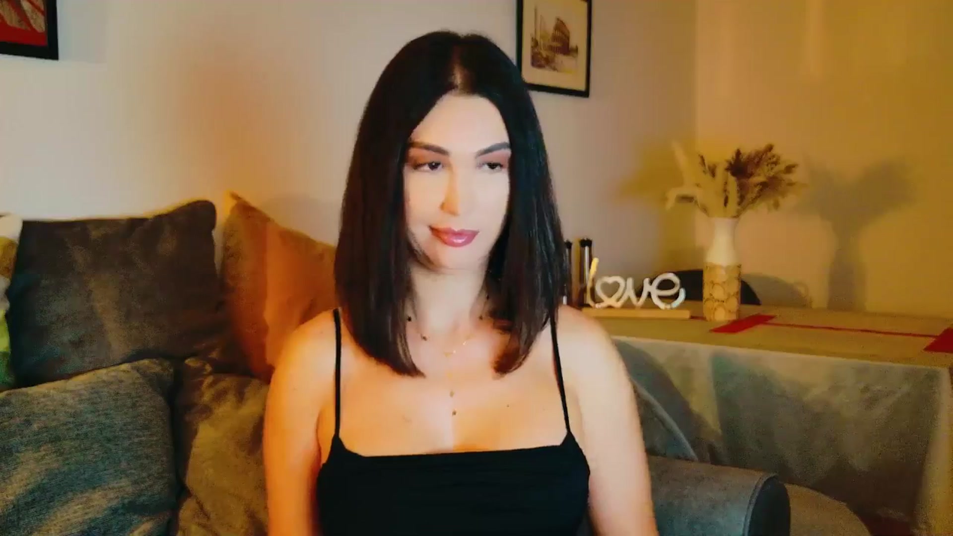 Gallery image thumbnail from AllisonDesire's myfreecams stream on, 08/29/2024, 19:38 image 19 of 20