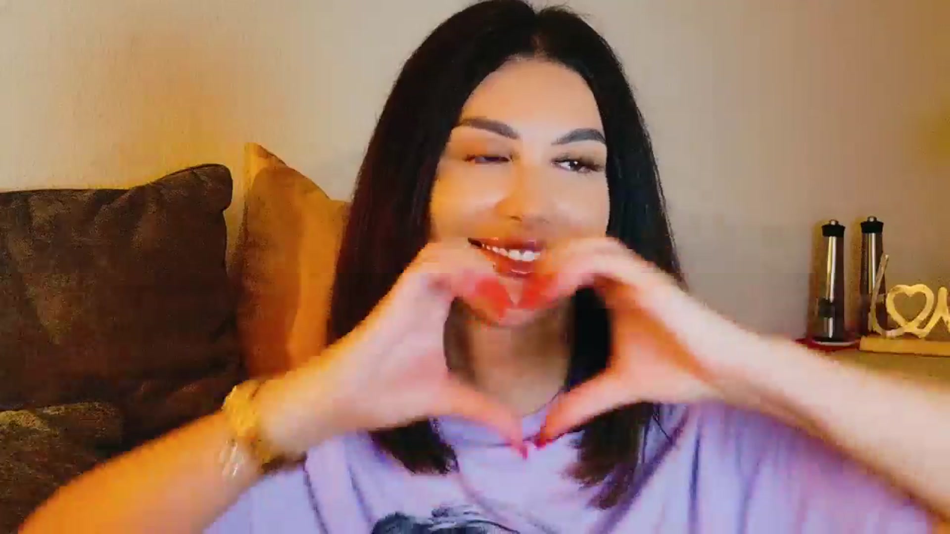 Gallery image thumbnail from AllisonDesire's myfreecams stream on, 08/31/2024, 21:39 image 16 of 20