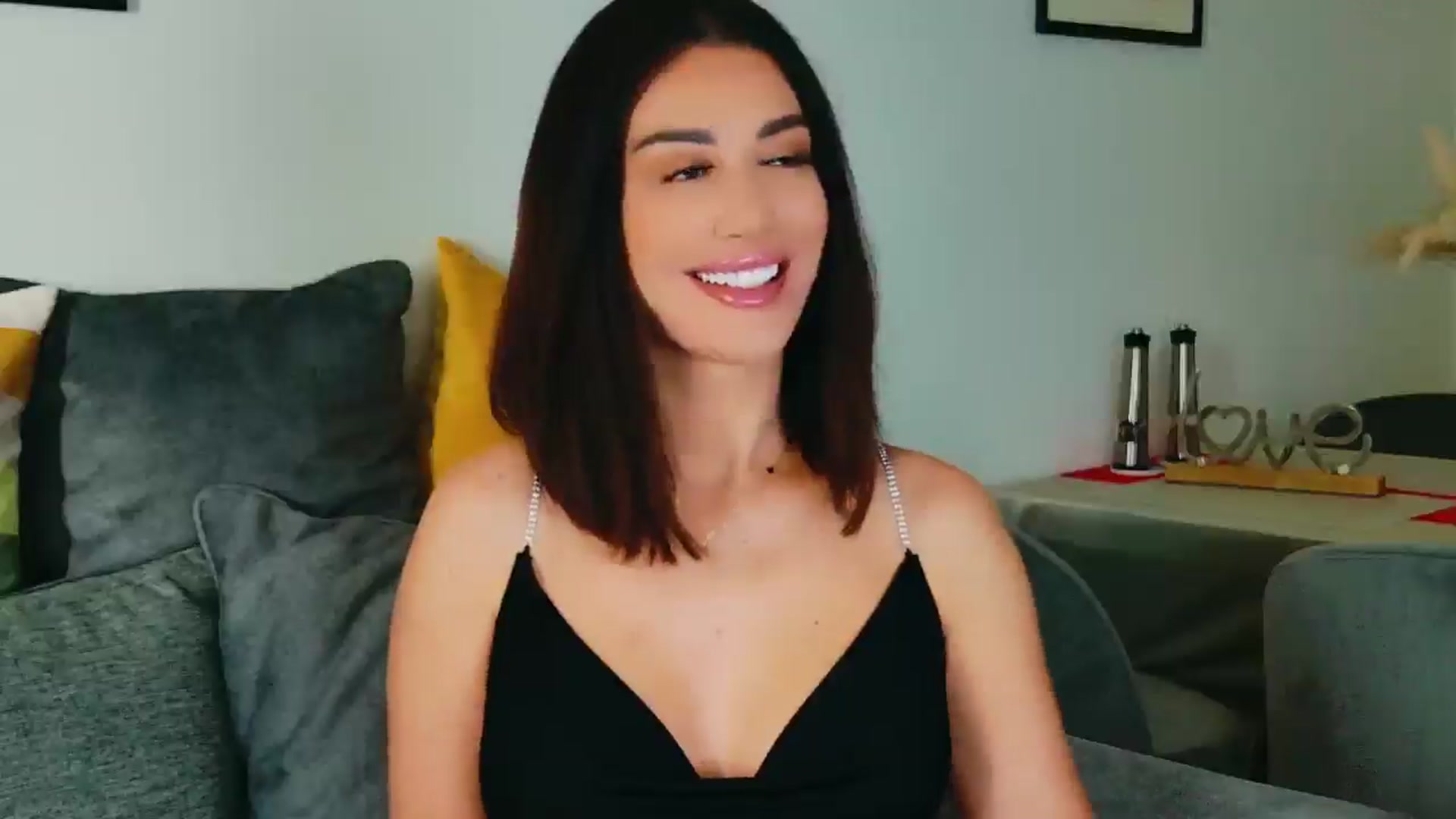 Gallery image thumbnail from AllisonDesire's myfreecams stream on, 09/01/2024, 16:46 image 5 of 20
