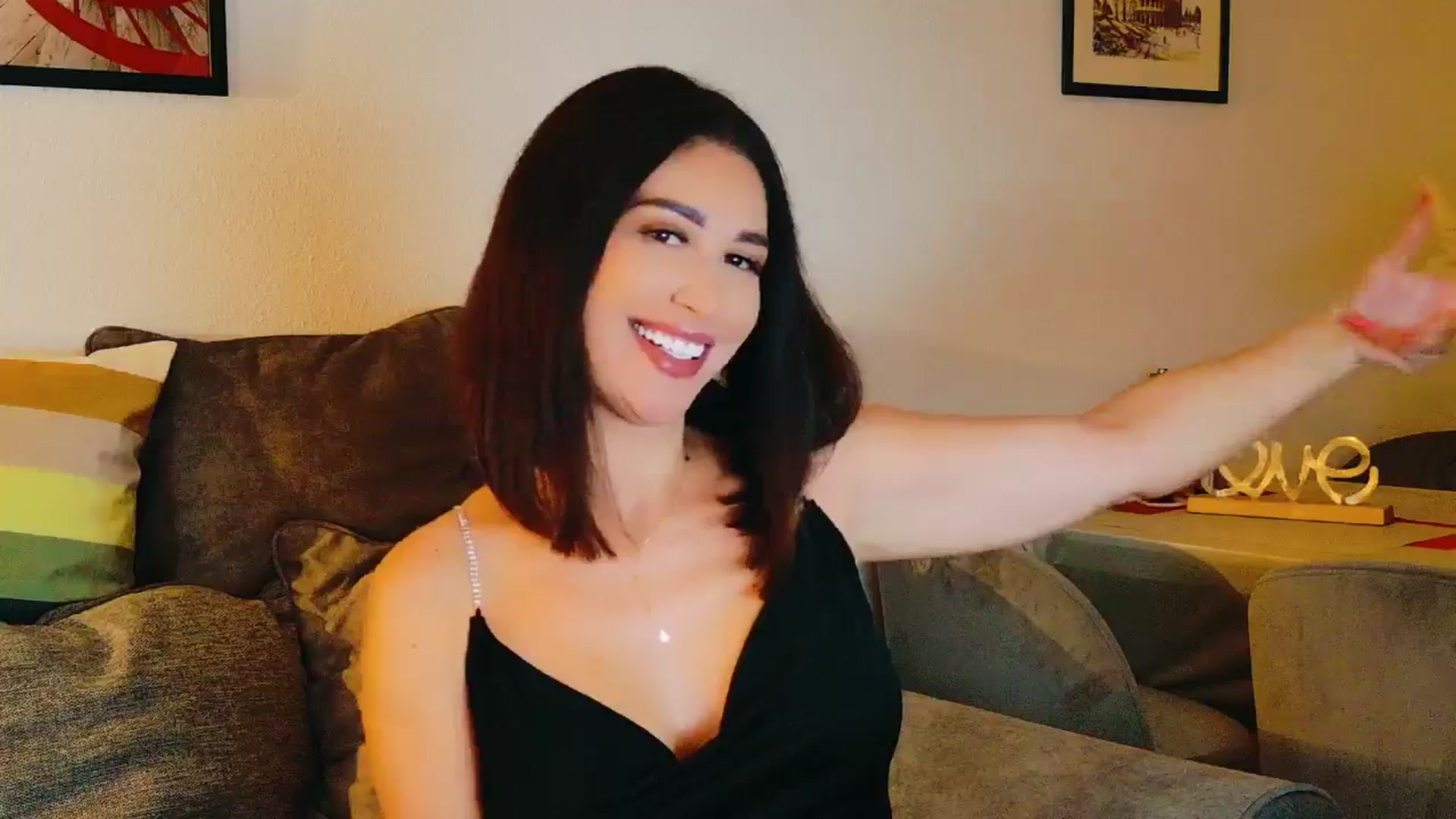 Gallery image thumbnail from AllisonDesire's myfreecams stream on, 09/01/2024, 17:53 image 18 of 20