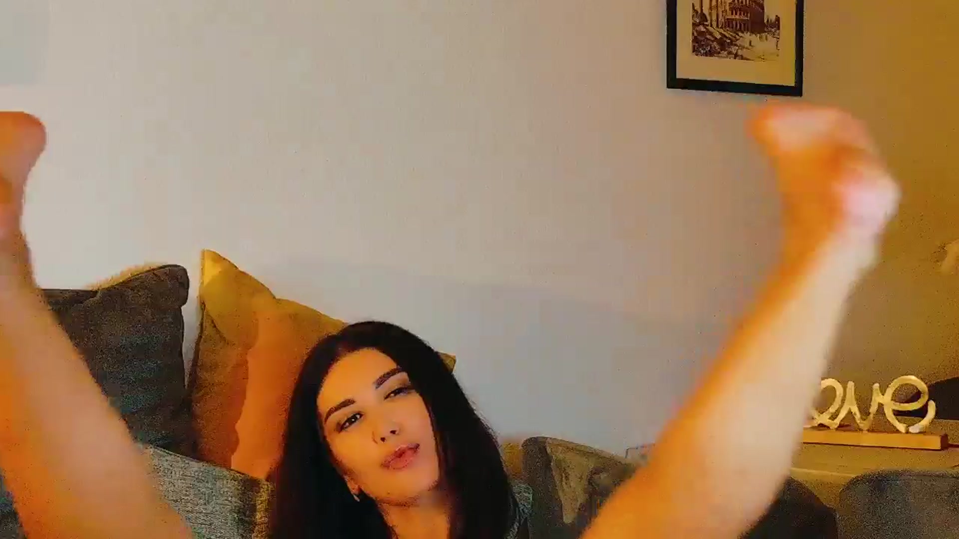 Gallery image thumbnail from AllisonDesire's myfreecams stream on, 09/01/2024, 22:23 image 17 of 20