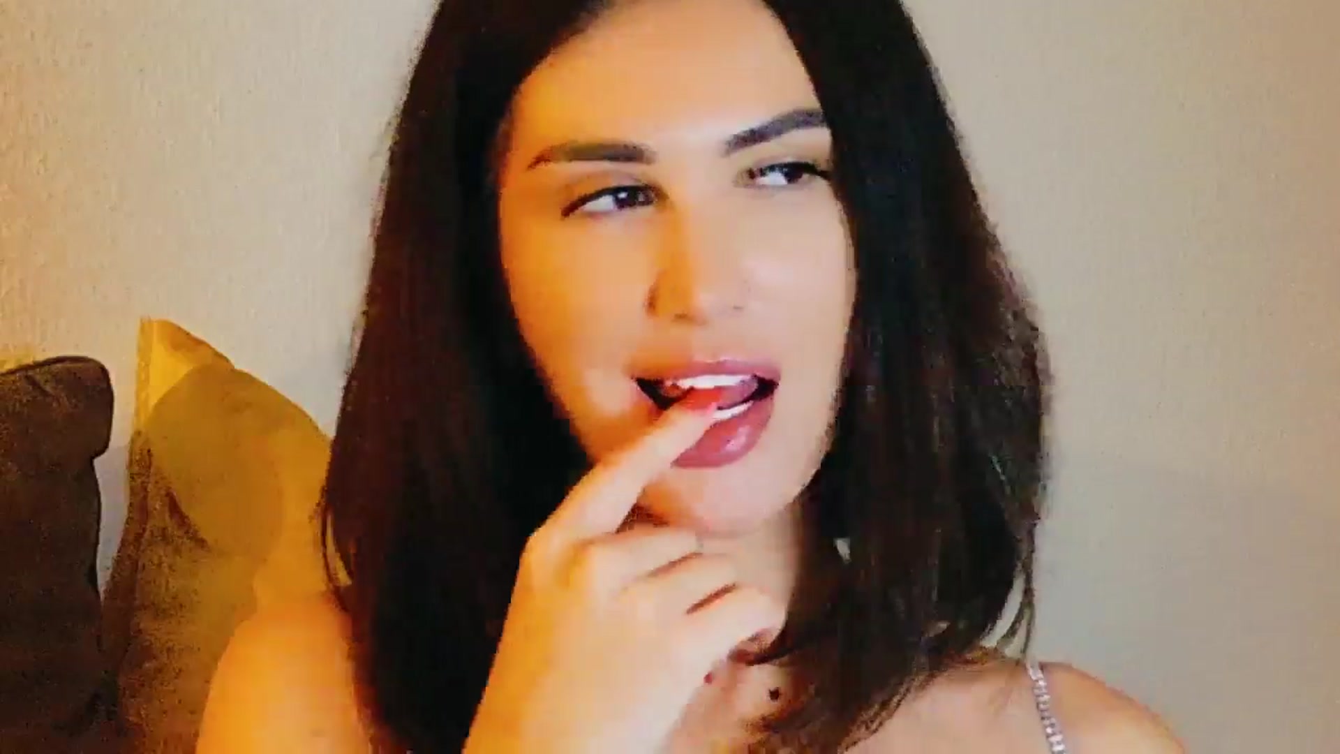 Gallery image thumbnail from AllisonDesire's myfreecams stream on, 09/01/2024, 22:23 image 16 of 20