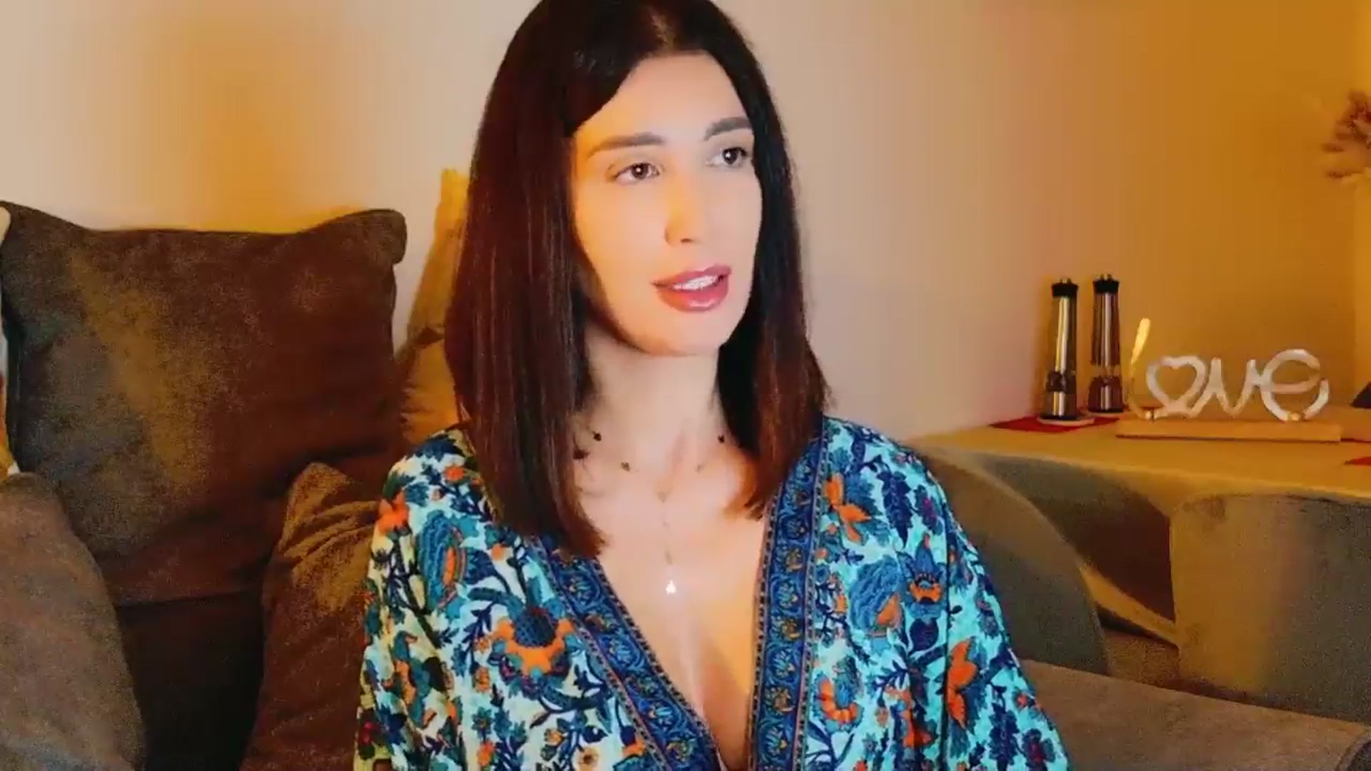 Gallery image thumbnail from AllisonDesire's myfreecams stream on, 09/07/2024, 19:20 image 8 of 20