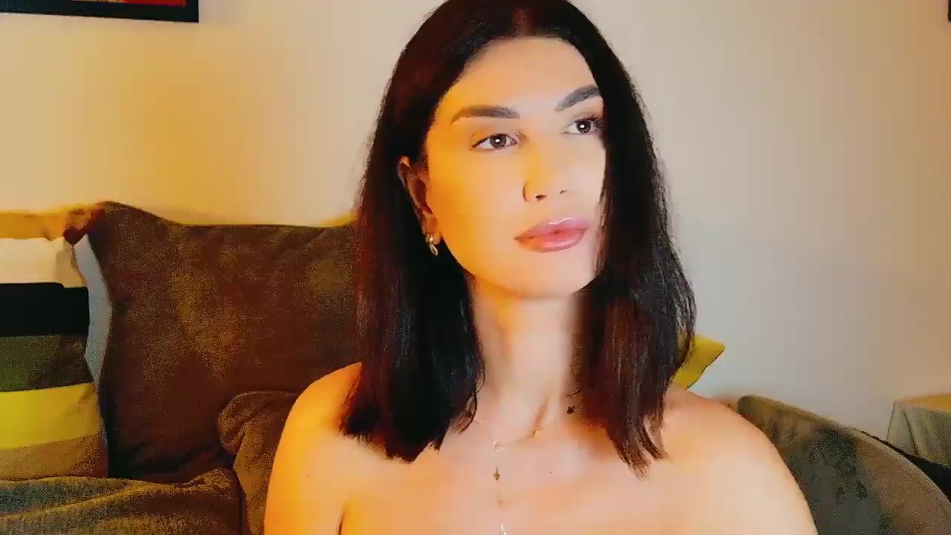 Gallery image thumbnail from AllisonDesire's myfreecams stream on, 09/17/2024, 04:16 image 20 of 20