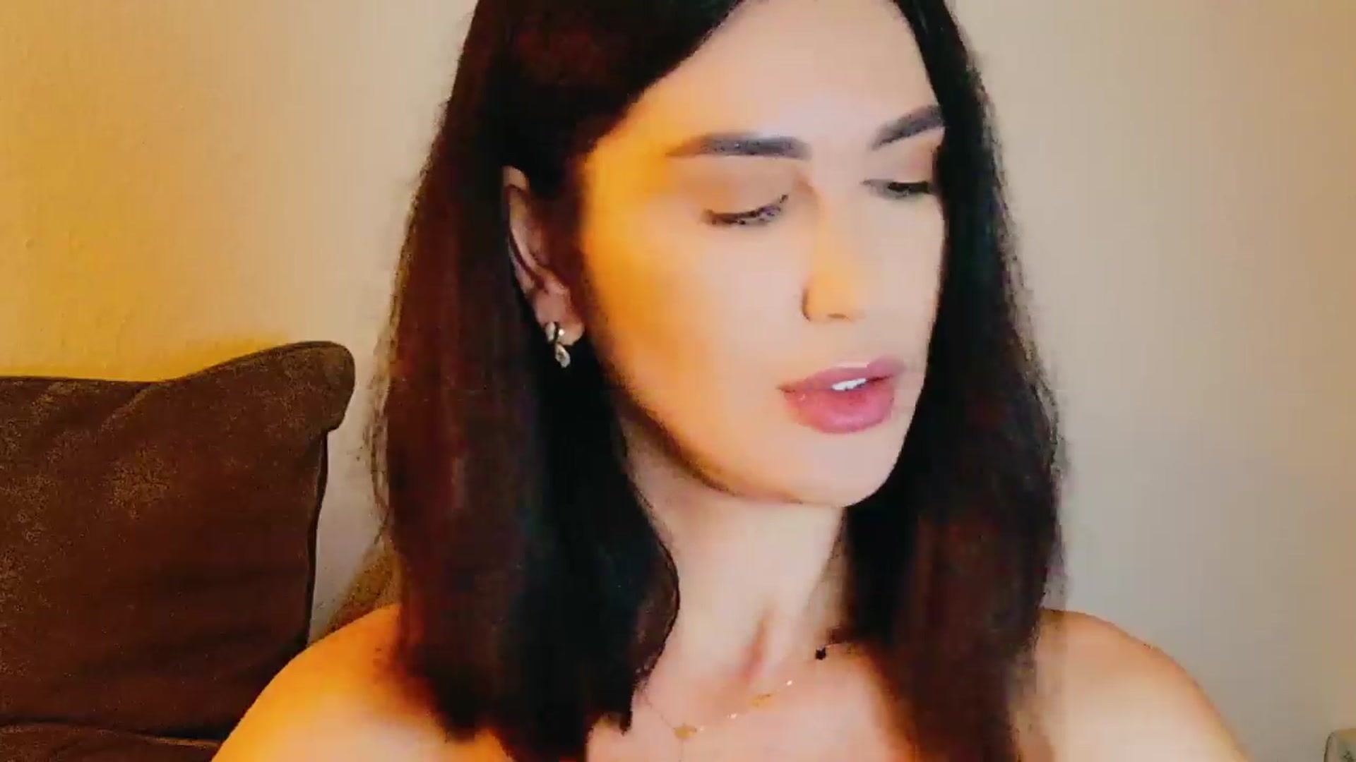 Gallery image thumbnail from AllisonDesire's myfreecams stream on, 09/17/2024, 04:16 image 17 of 20