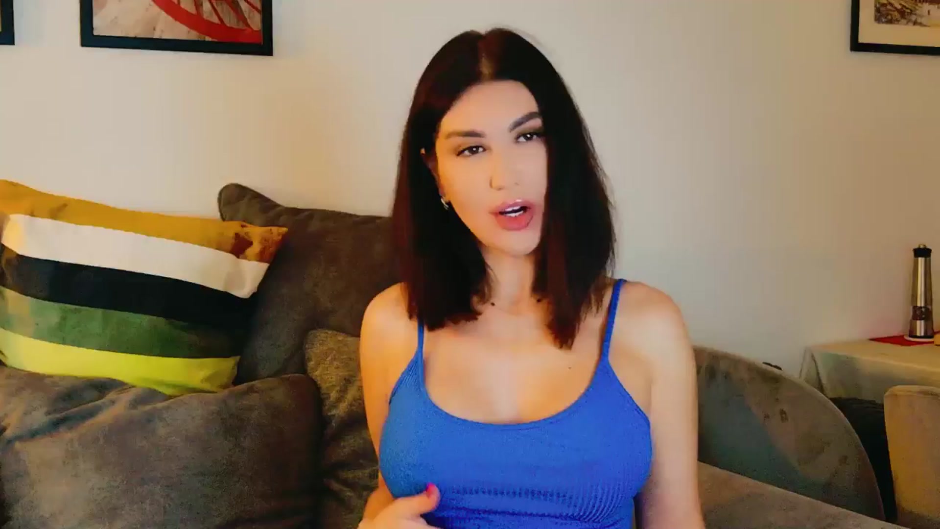 Gallery image thumbnail from AllisonDesire's myfreecams stream on, 09/18/2024, 16:26 image 9 of 20
