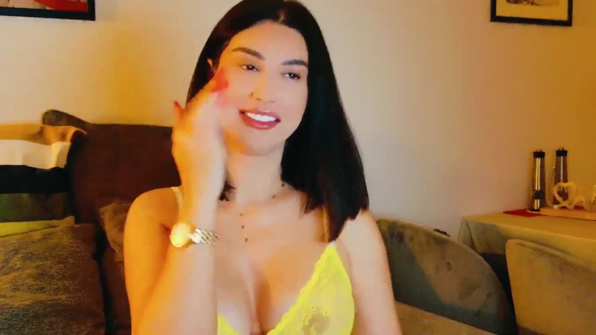 Gallery image thumbnail from AllisonDesire's myfreecams stream on, 09/19/2024, 19:20 image 11 of 20