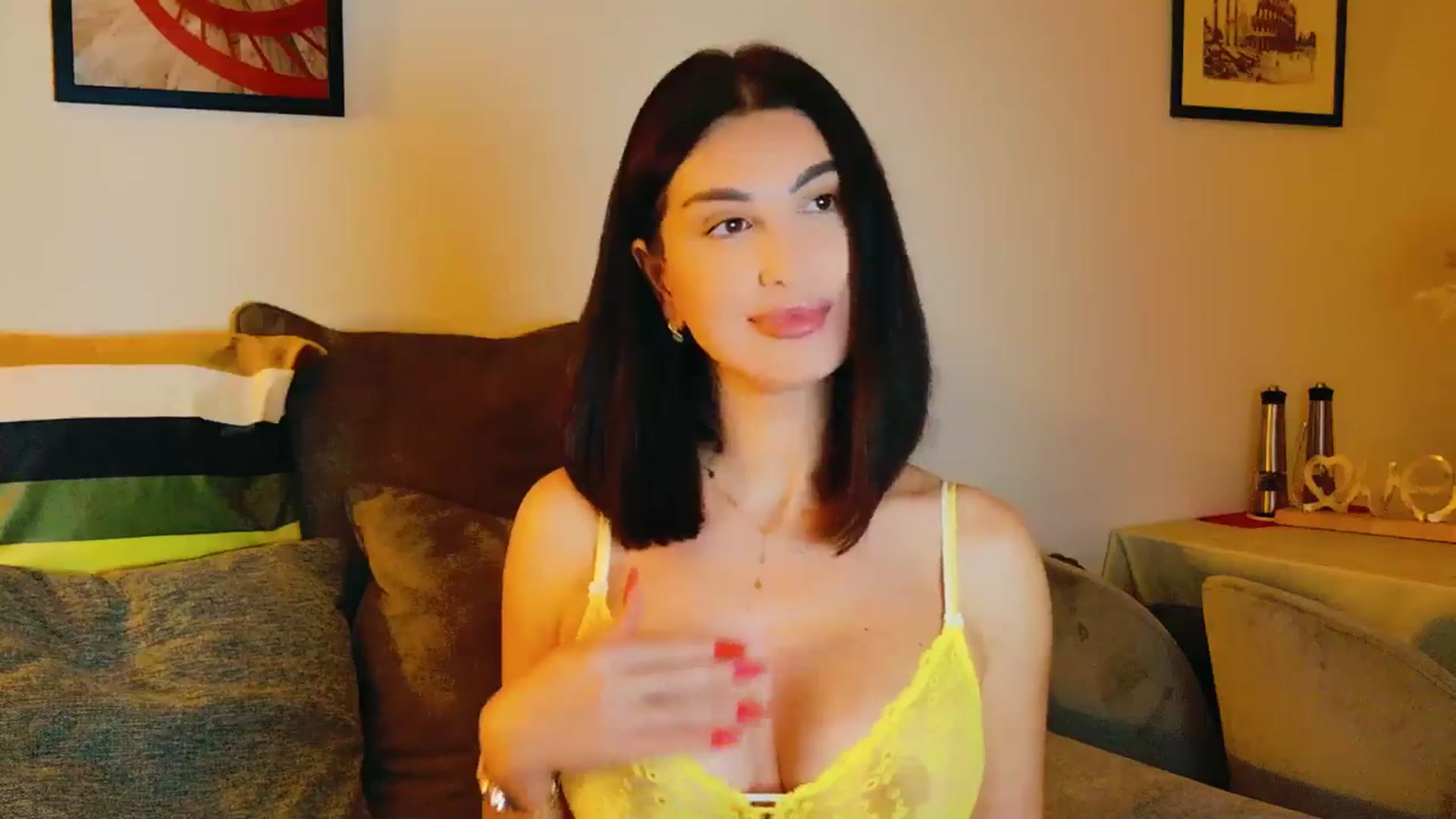Gallery image thumbnail from AllisonDesire's myfreecams stream on, 09/19/2024, 19:41 image 16 of 20