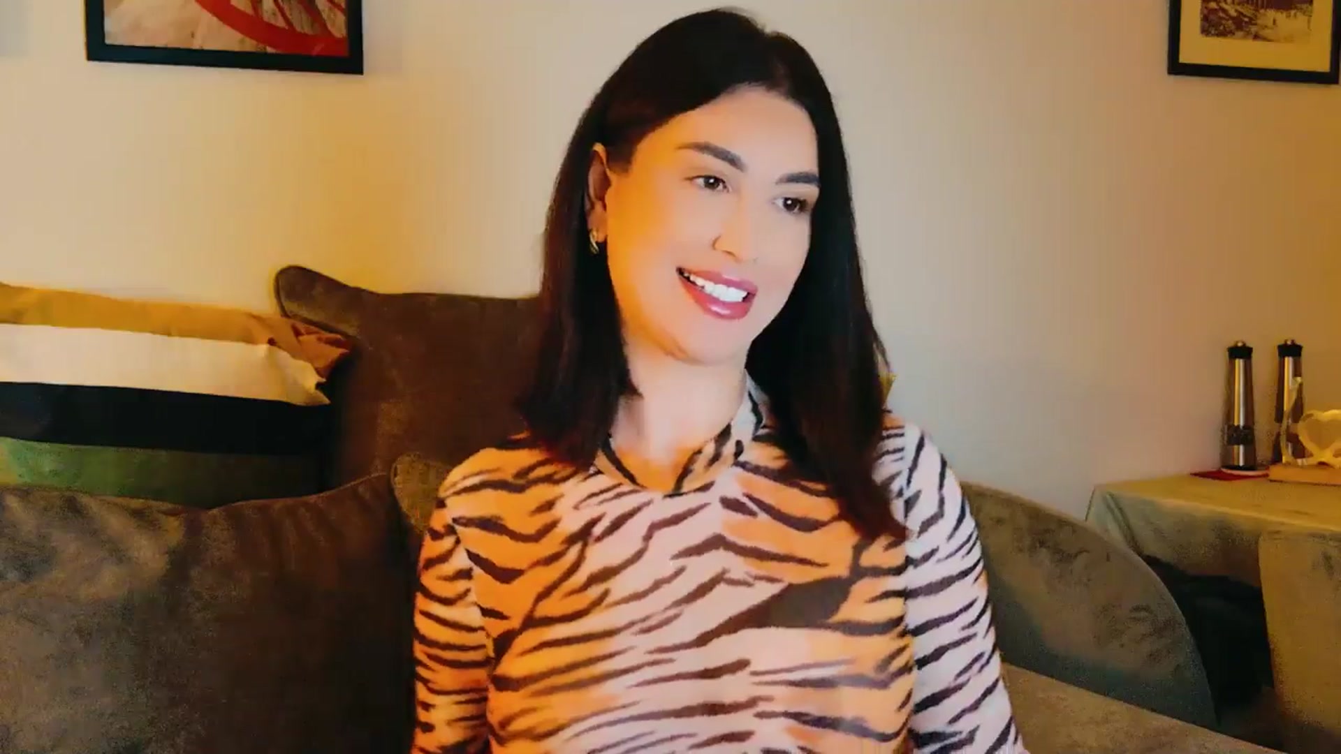 Gallery image thumbnail from AllisonDesire's myfreecams stream on, 09/24/2024, 17:22 image 13 of 20