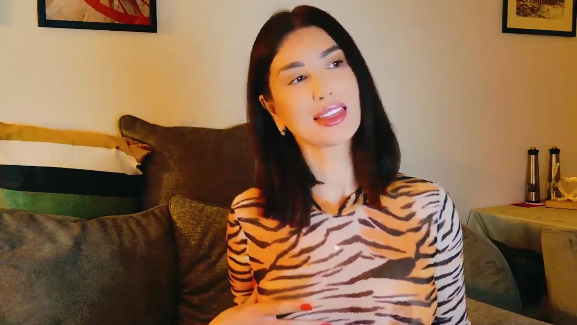 Gallery image thumbnail from AllisonDesire's myfreecams stream on, 09/24/2024, 17:22 image 11 of 20