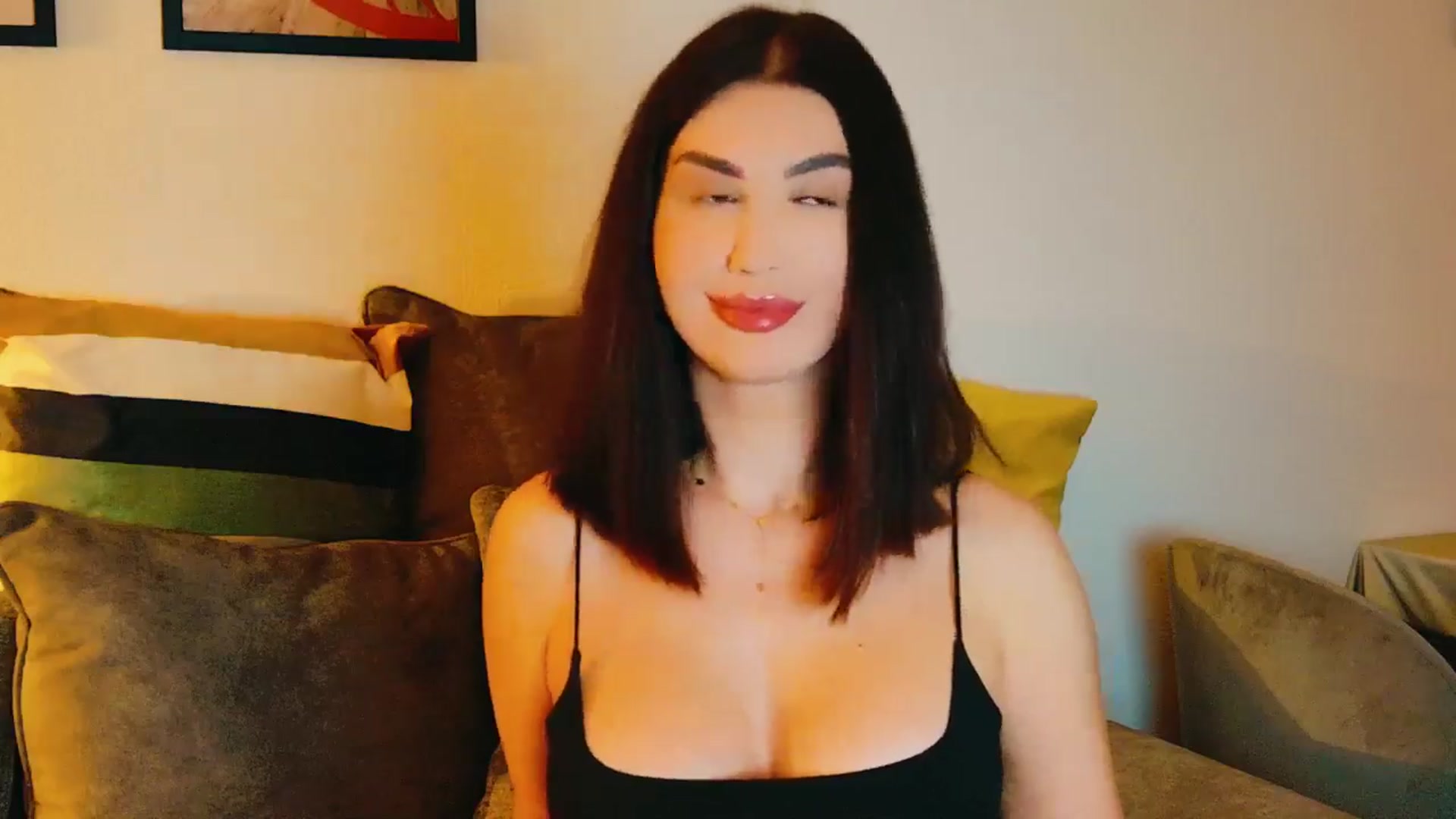Gallery image thumbnail from AllisonDesire's myfreecams stream on, 10/12/2024, 18:26 image 11 of 20