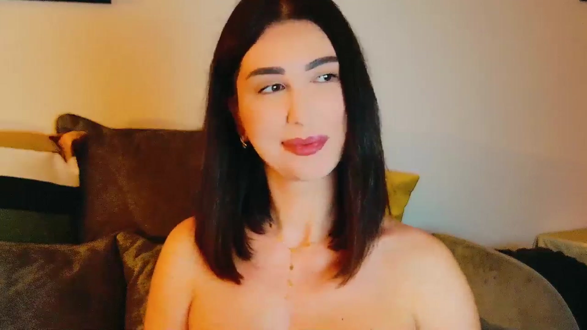 Gallery image thumbnail from AllisonDesire's myfreecams stream on, 10/13/2024, 19:51 image 11 of 20