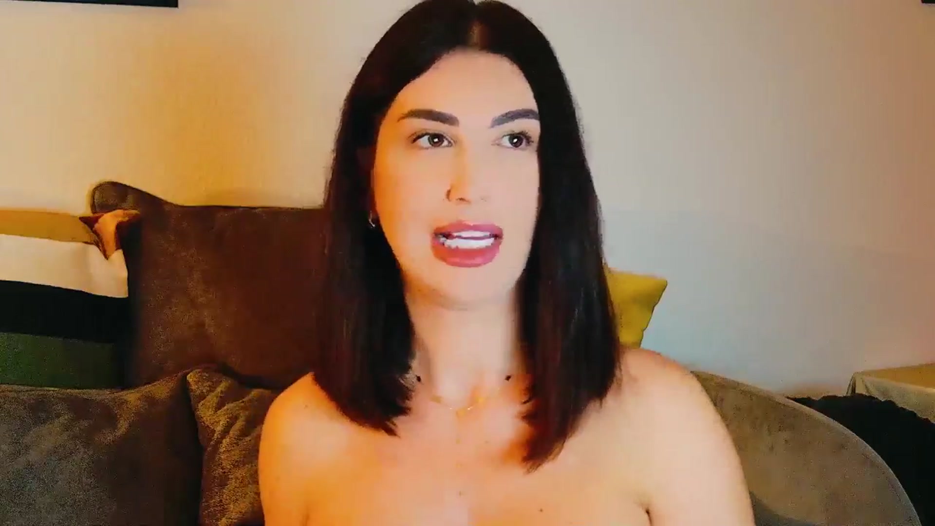 Gallery image thumbnail from AllisonDesire's myfreecams stream on, 10/13/2024, 19:51 image 15 of 20