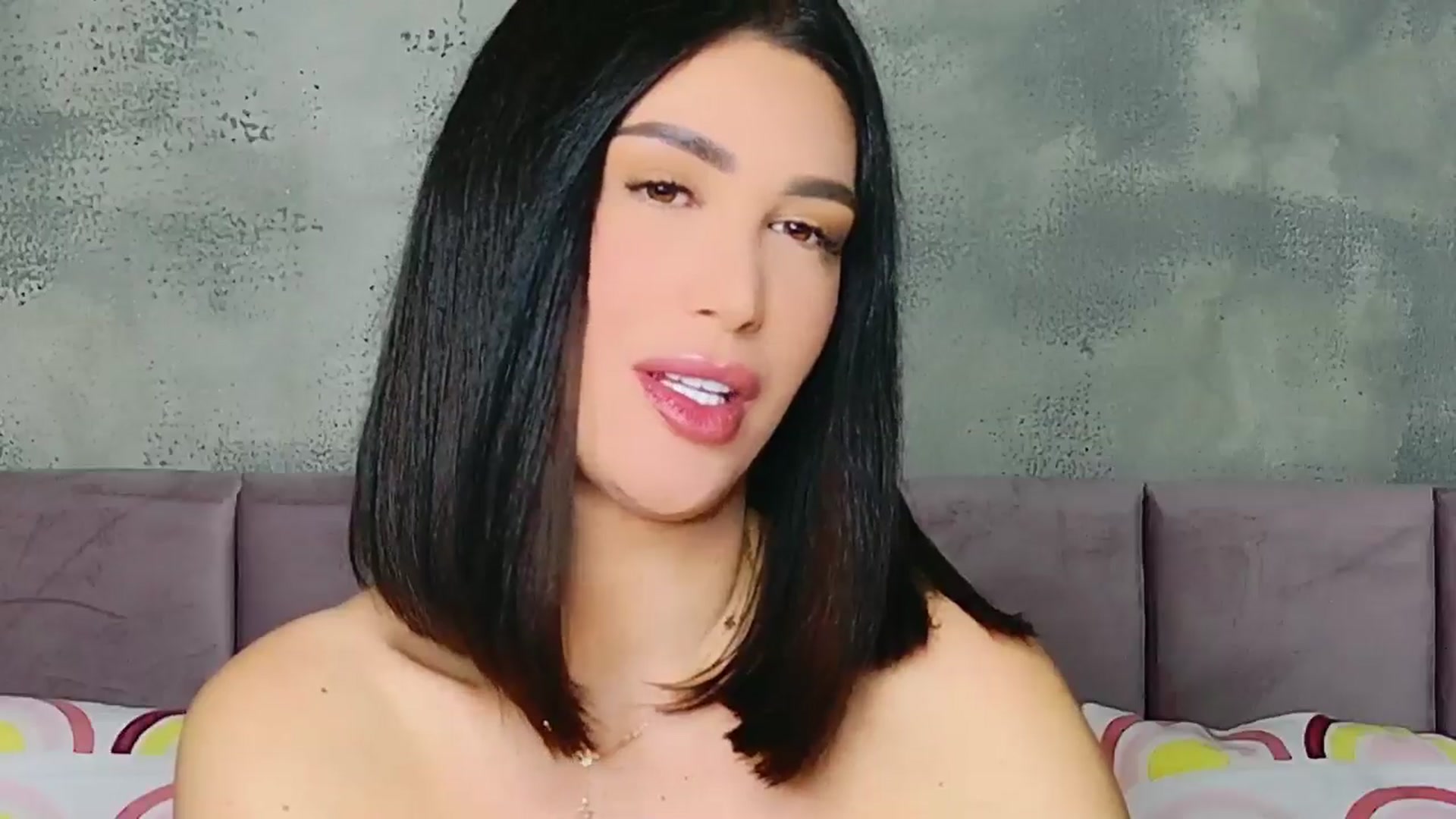 Gallery image thumbnail from AllisonDesire's myfreecams stream on, 11/14/2024, 17:07 image 19 of 20