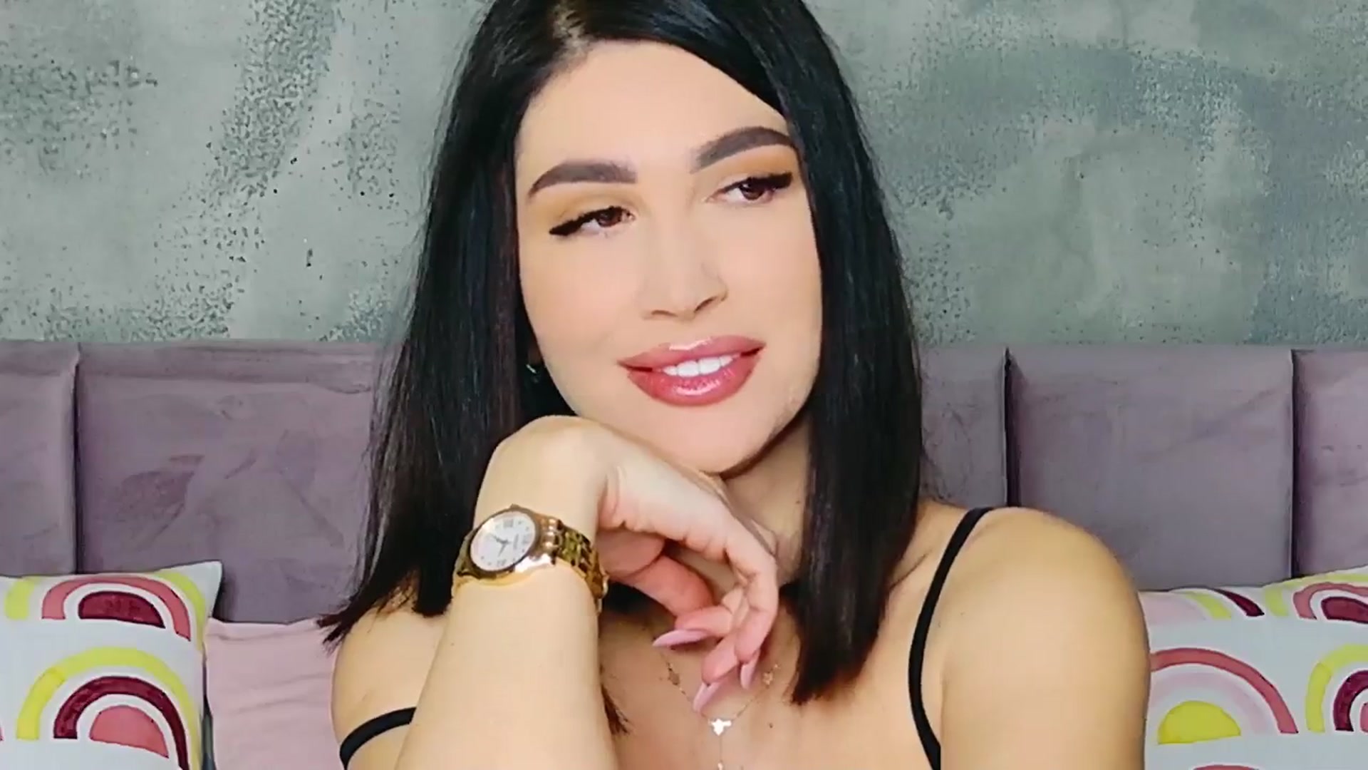 Gallery image thumbnail from AllisonDesire's myfreecams stream on, 11/21/2024, 19:35 image 10 of 20