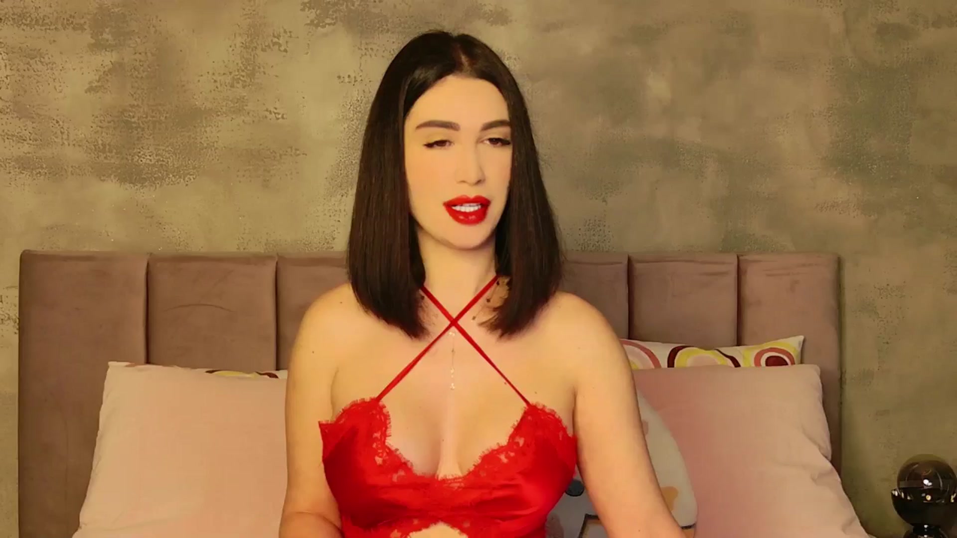 Gallery image thumbnail from AllisonDesire's myfreecams stream on, 12/05/2024, 15:27 image 3 of 20