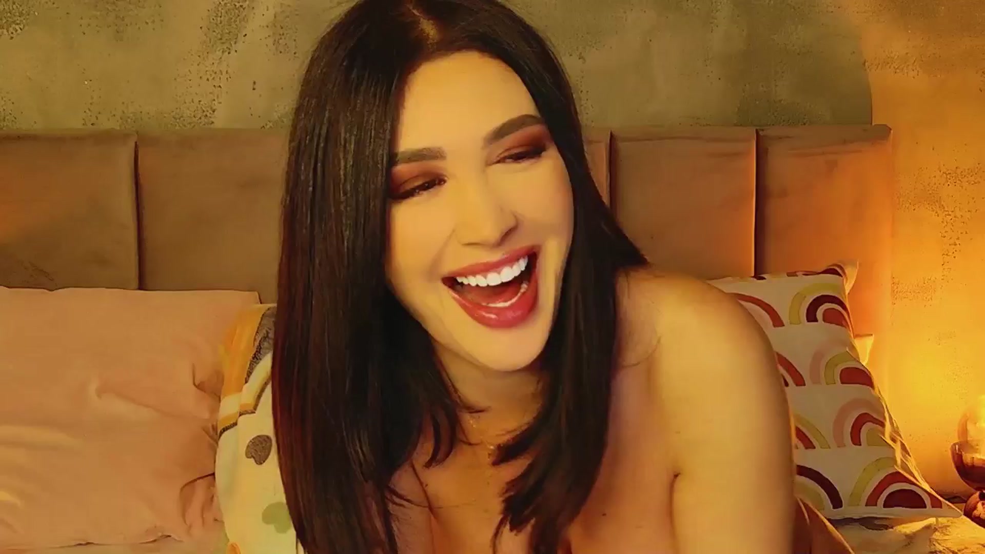 Gallery image thumbnail from AllisonDesire's myfreecams stream on, 01/10/2025, 21:27 image 4 of 20